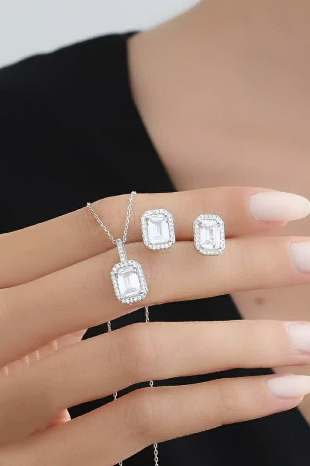 Crystal Diamond Zirconia Laboratuvar Pırlantası Baget Kolye Ve Küpe Seti