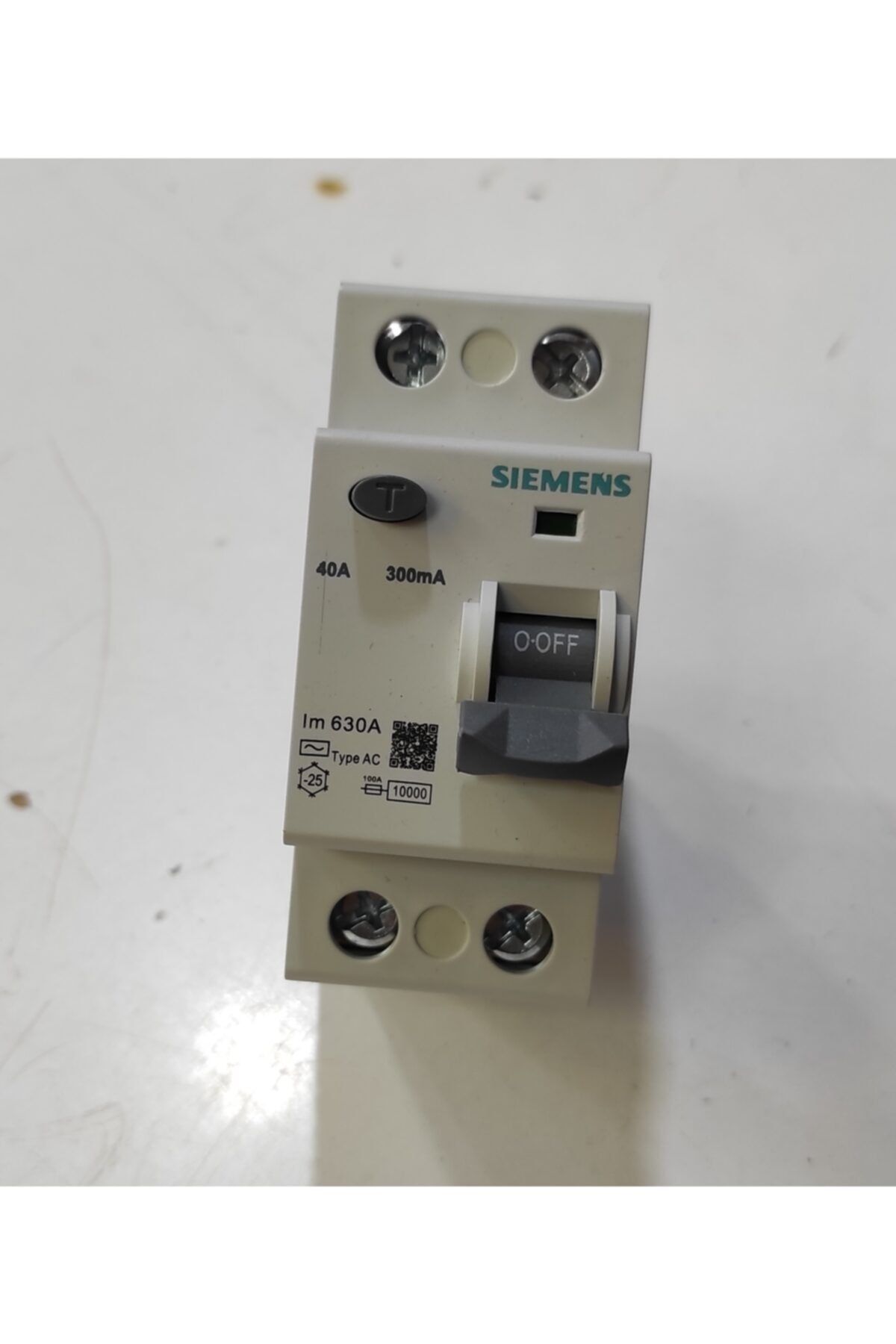 Siemens 2*40 Amper Kaçak Akım Rölesi