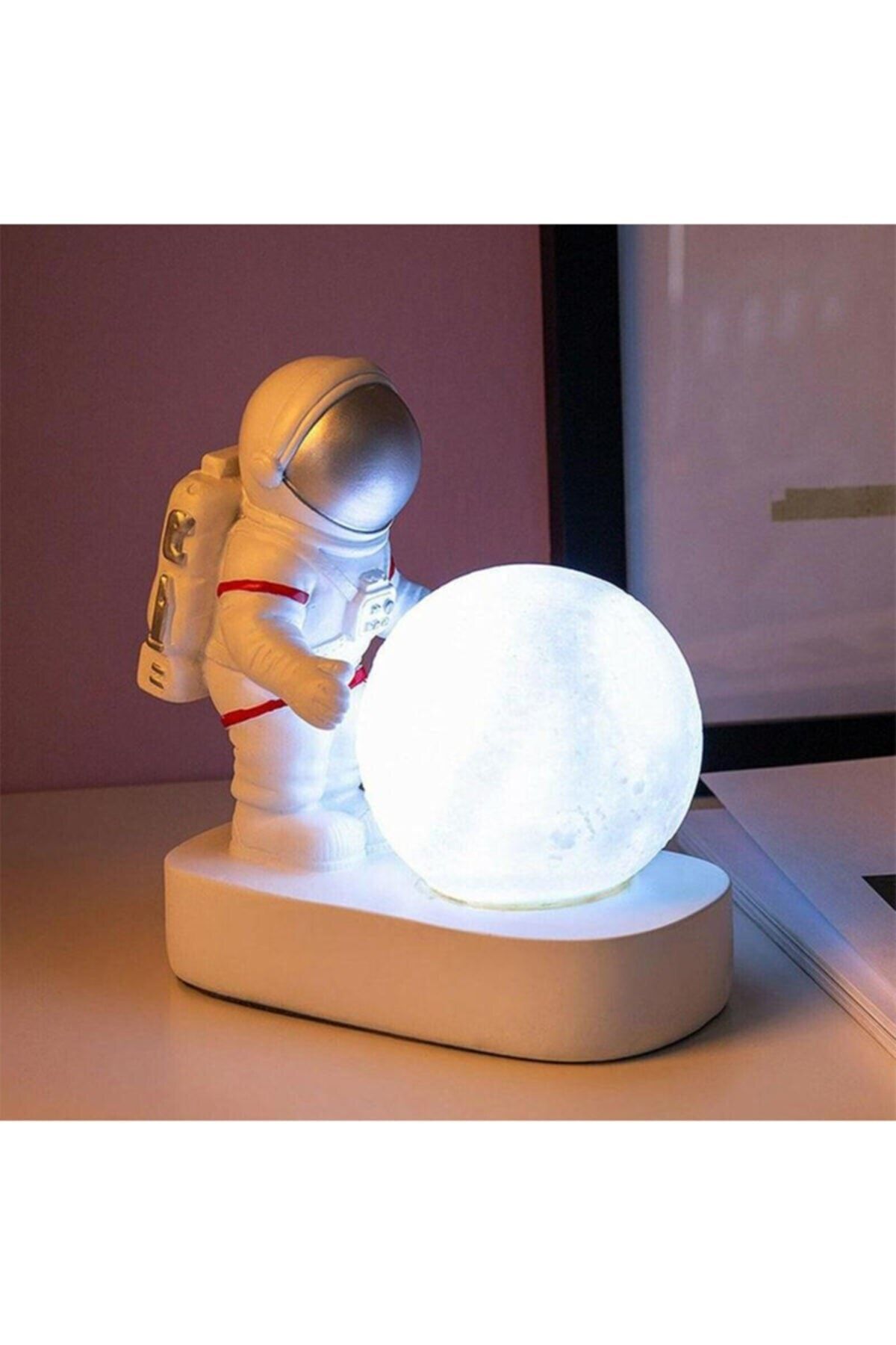 HEDİYE FİKRİ Dekoratif Astronot Ay Işığı Gece Lambası