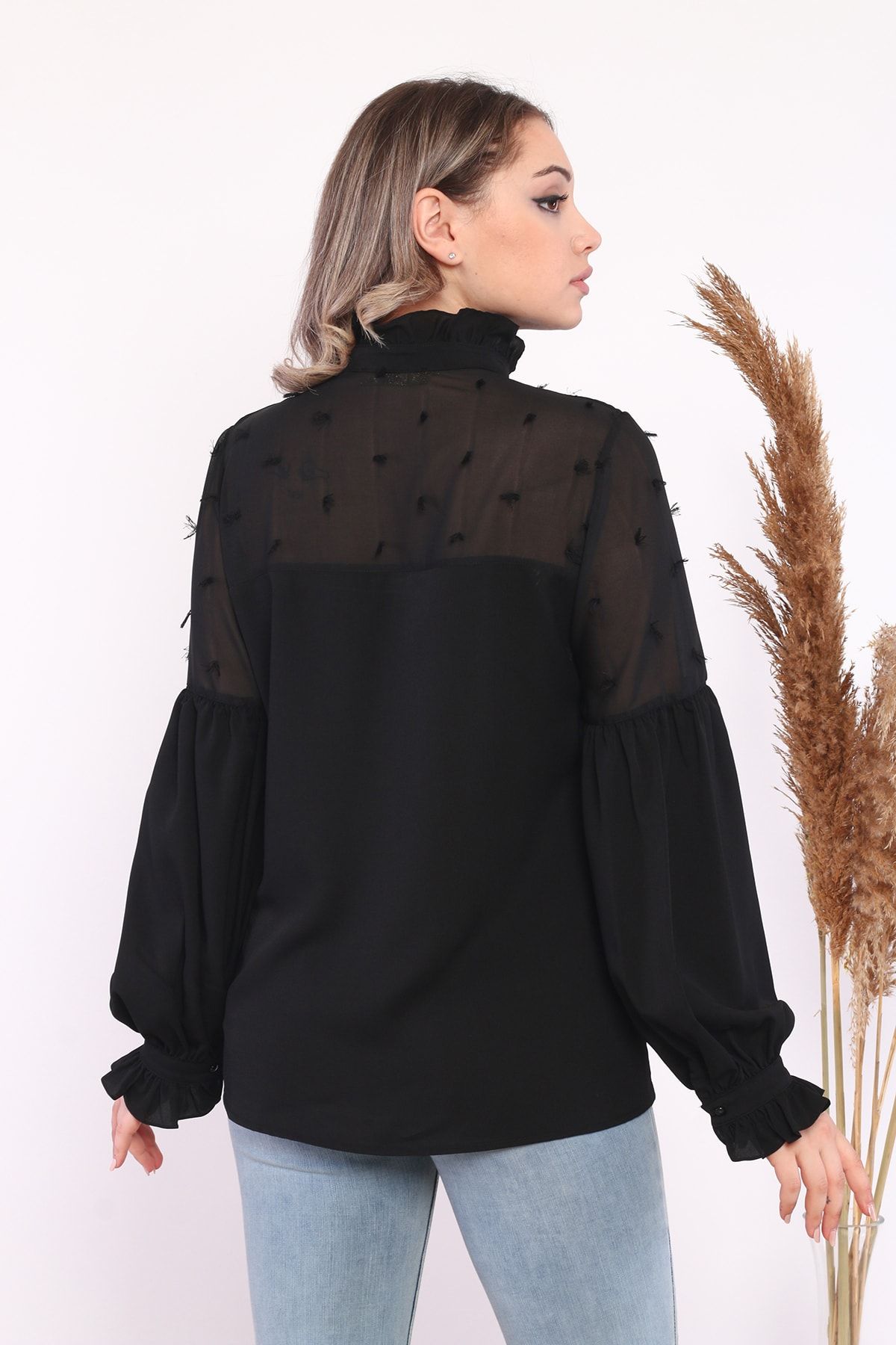 Loom Boutique Büyük Beden Kesme Şifon Detaylı Inci Düğmeli Gömlek