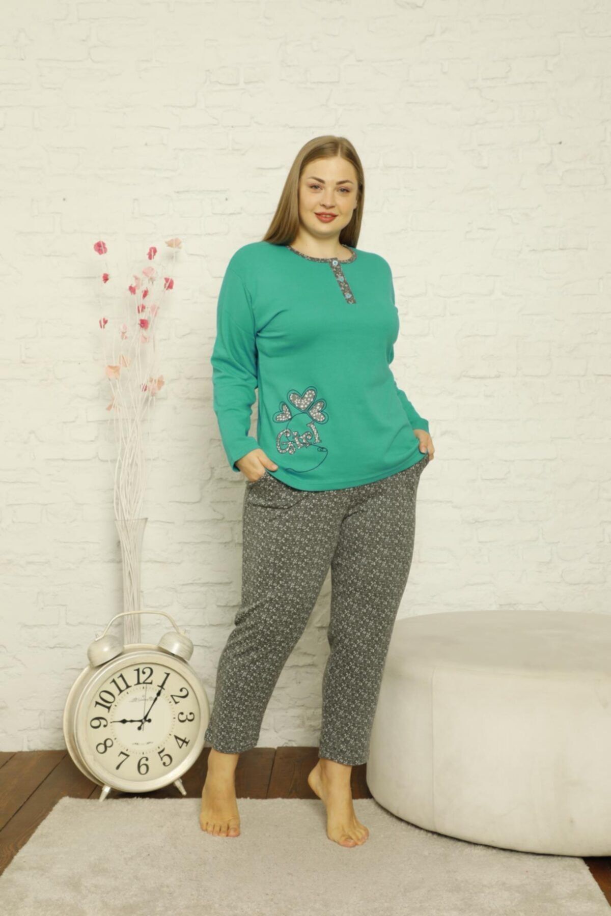 Akasya Kadın Battal Beden Uzun Kollu Ve Cepli Düğmeli Kışlık Pijama Takımı 1976