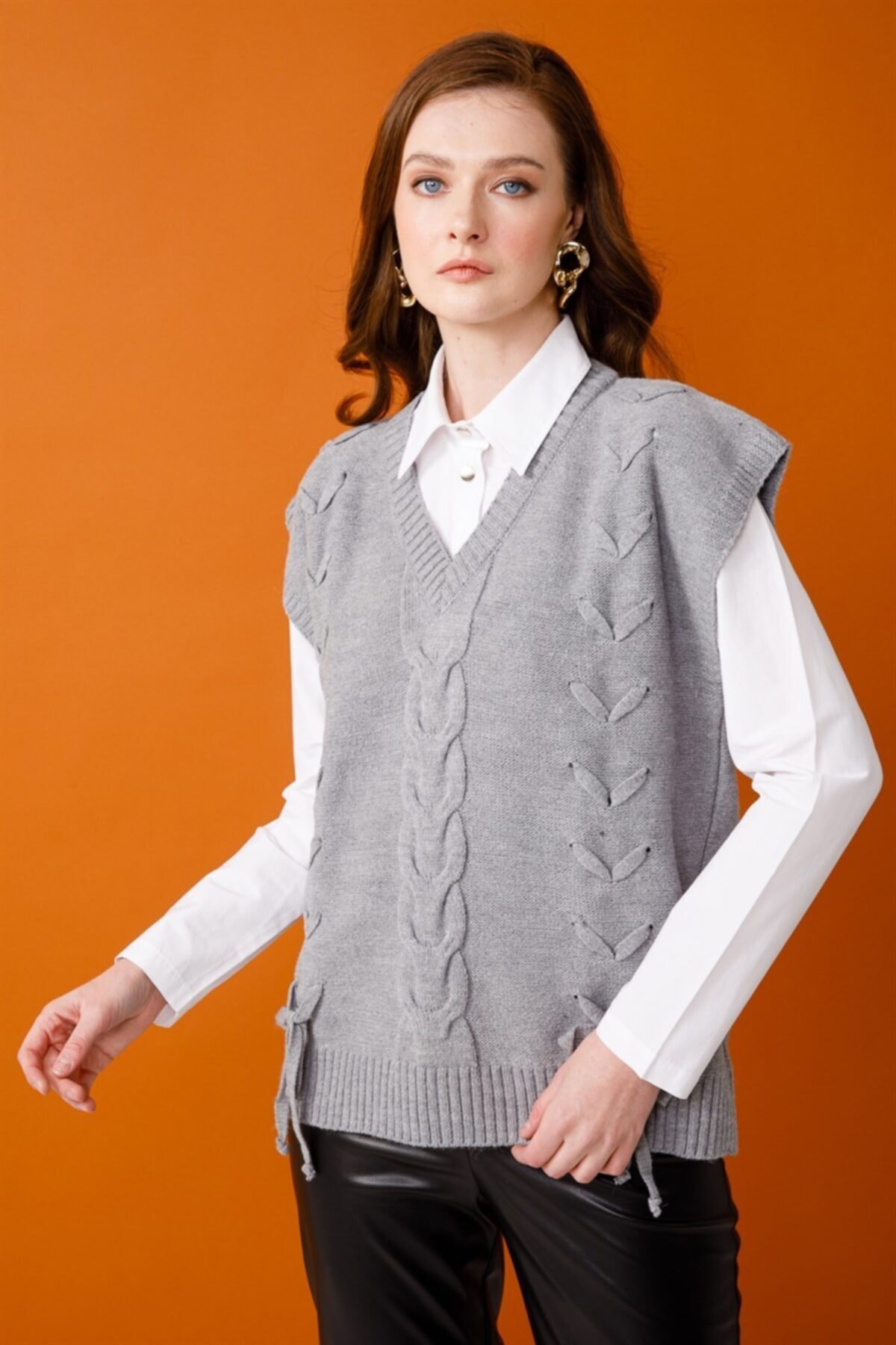 Ghisa V Yaka Triko Süveter Gri