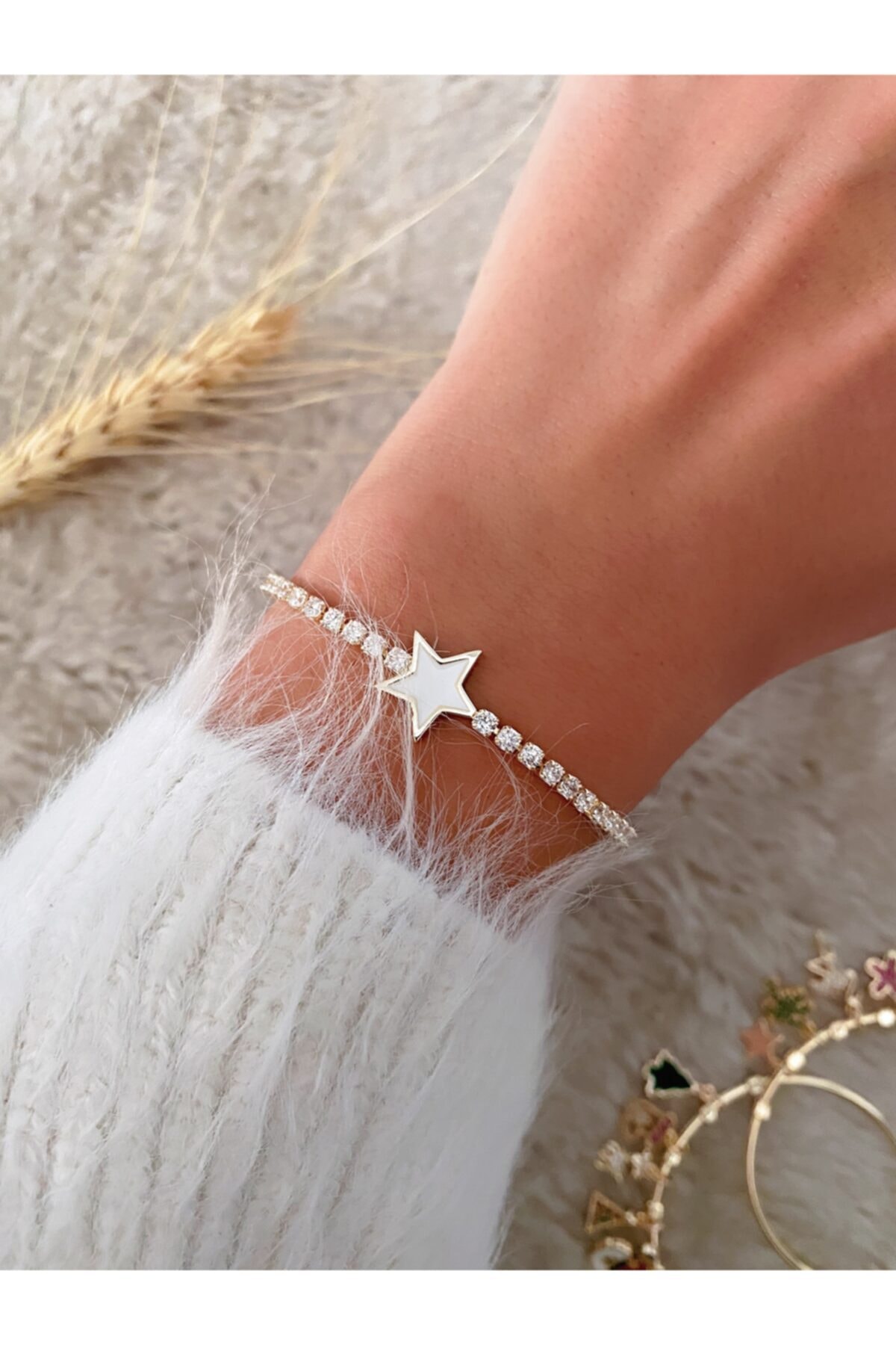 Accessories Gold Renk Yıldız Özel Seri Bileklik