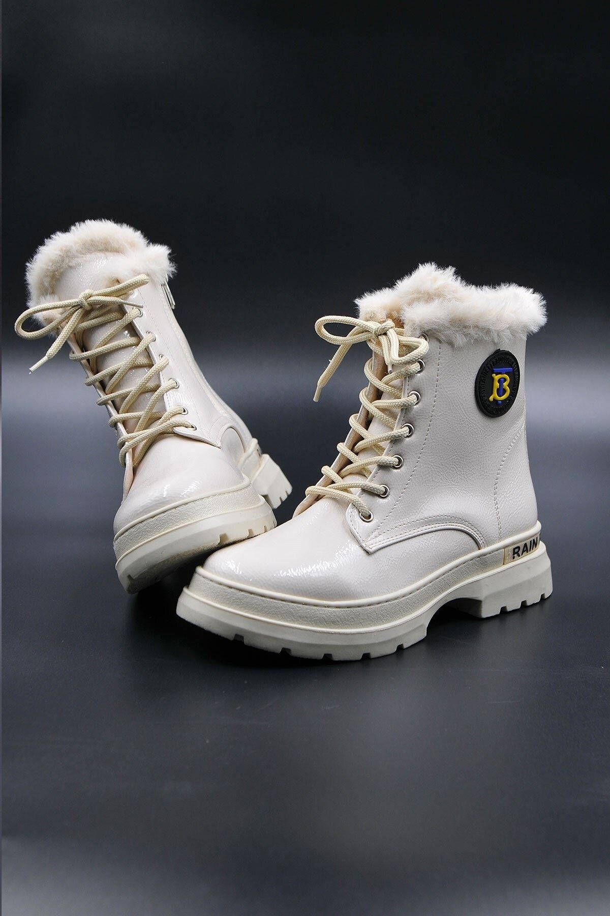 Tinka Bell Shoes 5181 Kadın Bot Bej Kırışık Rugan