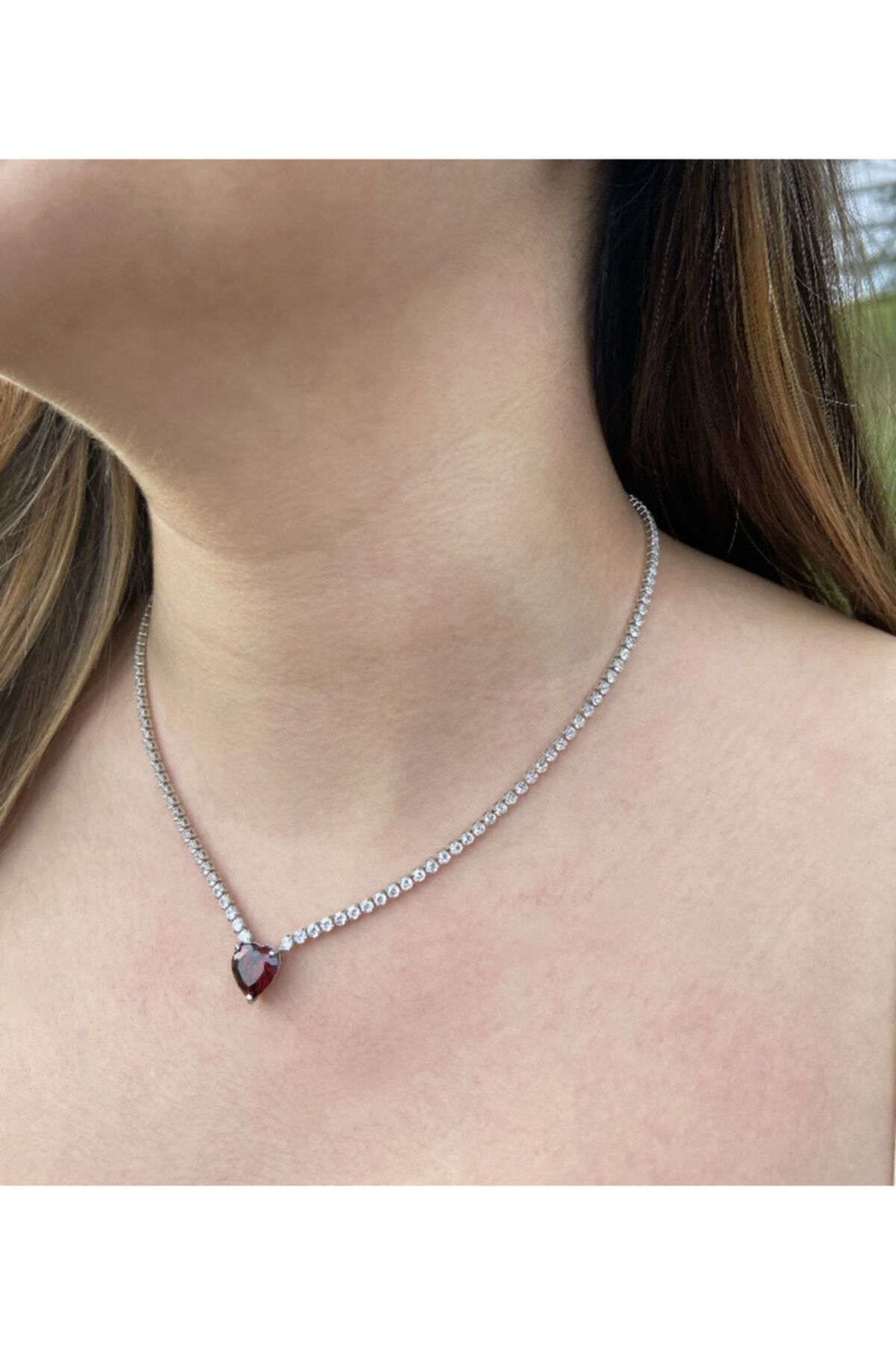 Almira Accessories Özel Diamond Seri Kırmızı Kalp Silver Suyolu Kolye