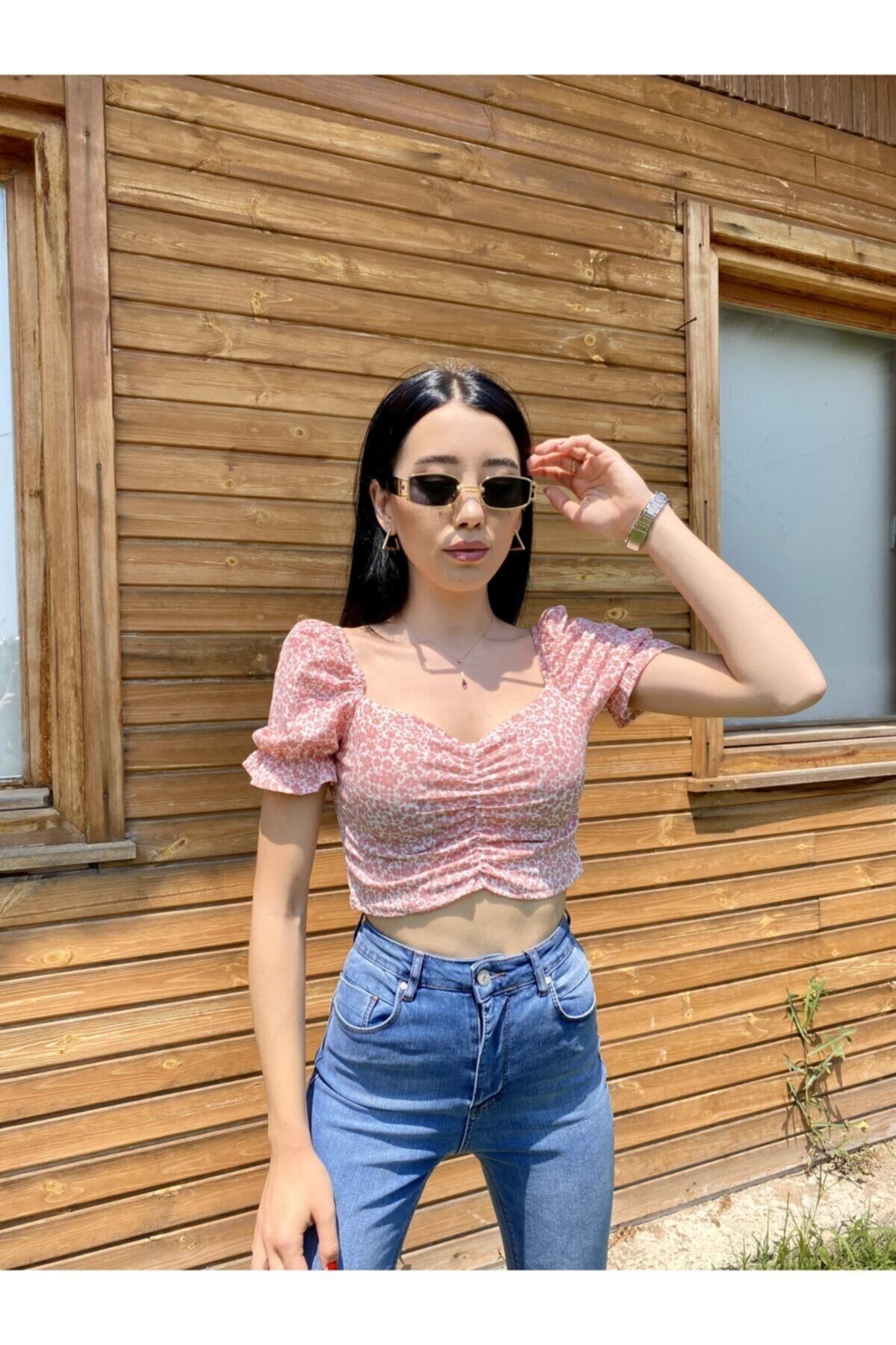 thepassioniz Kadın Pembe Çiçekli Önü Büzgülü Crop