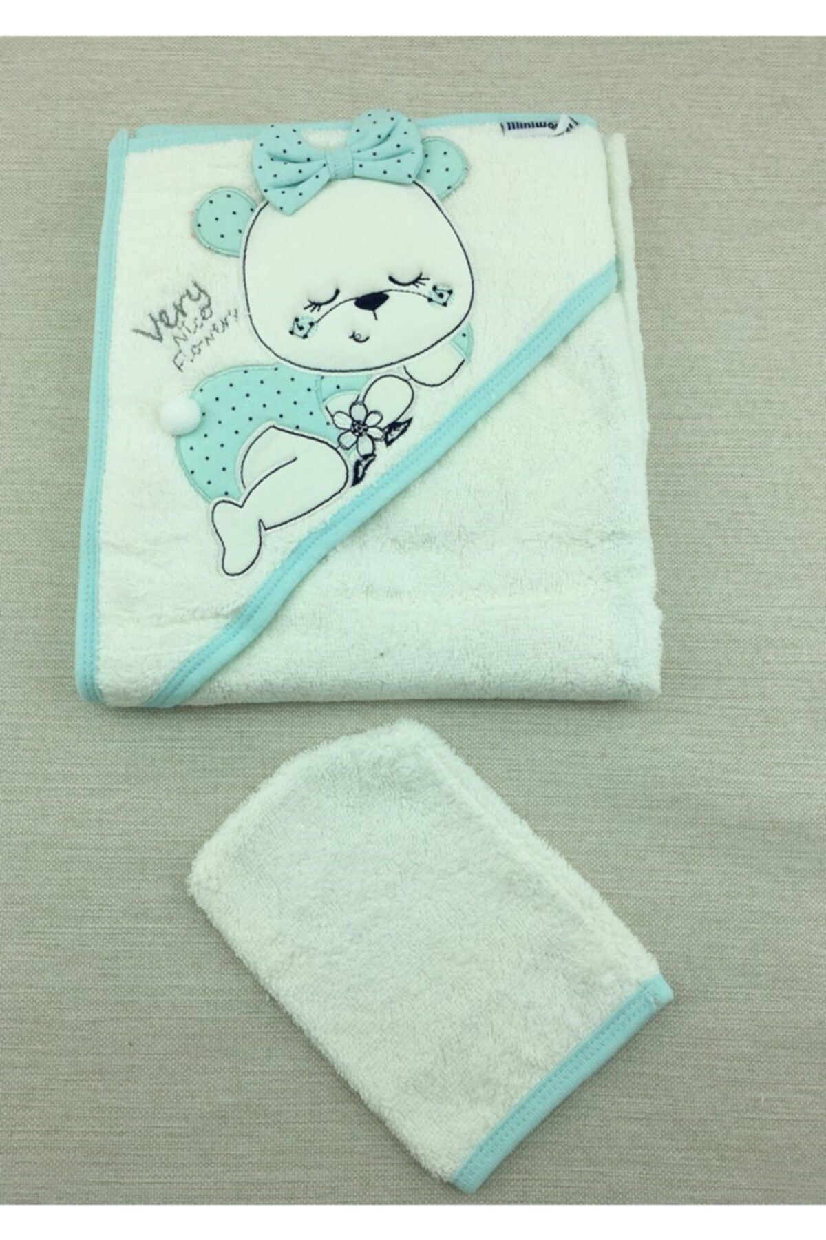 Cool Baby Yeşil Renkli Kız Bebek Havlusu