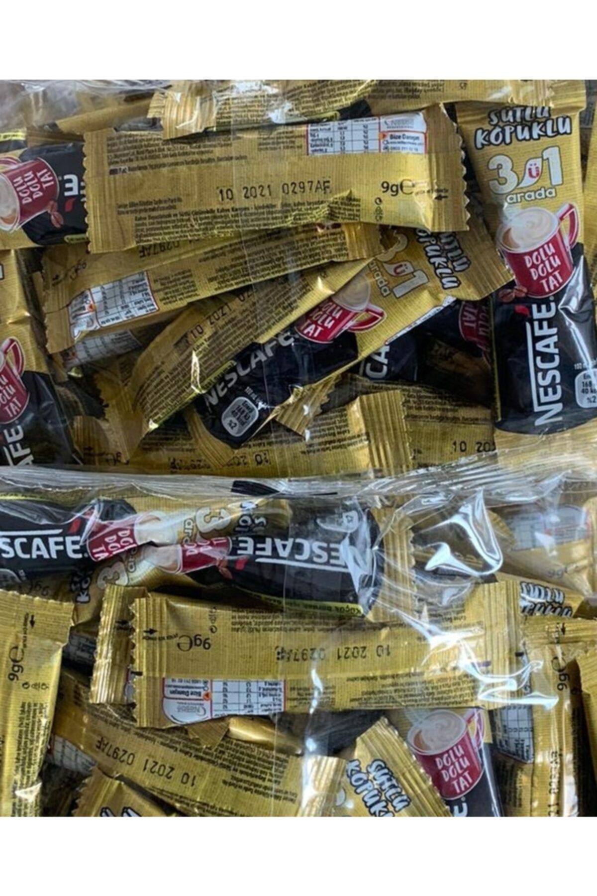 Nescafe 3in1 Sütlü Köpüklü 9gr. 32'lı Özel Üretim Ikr.03.31