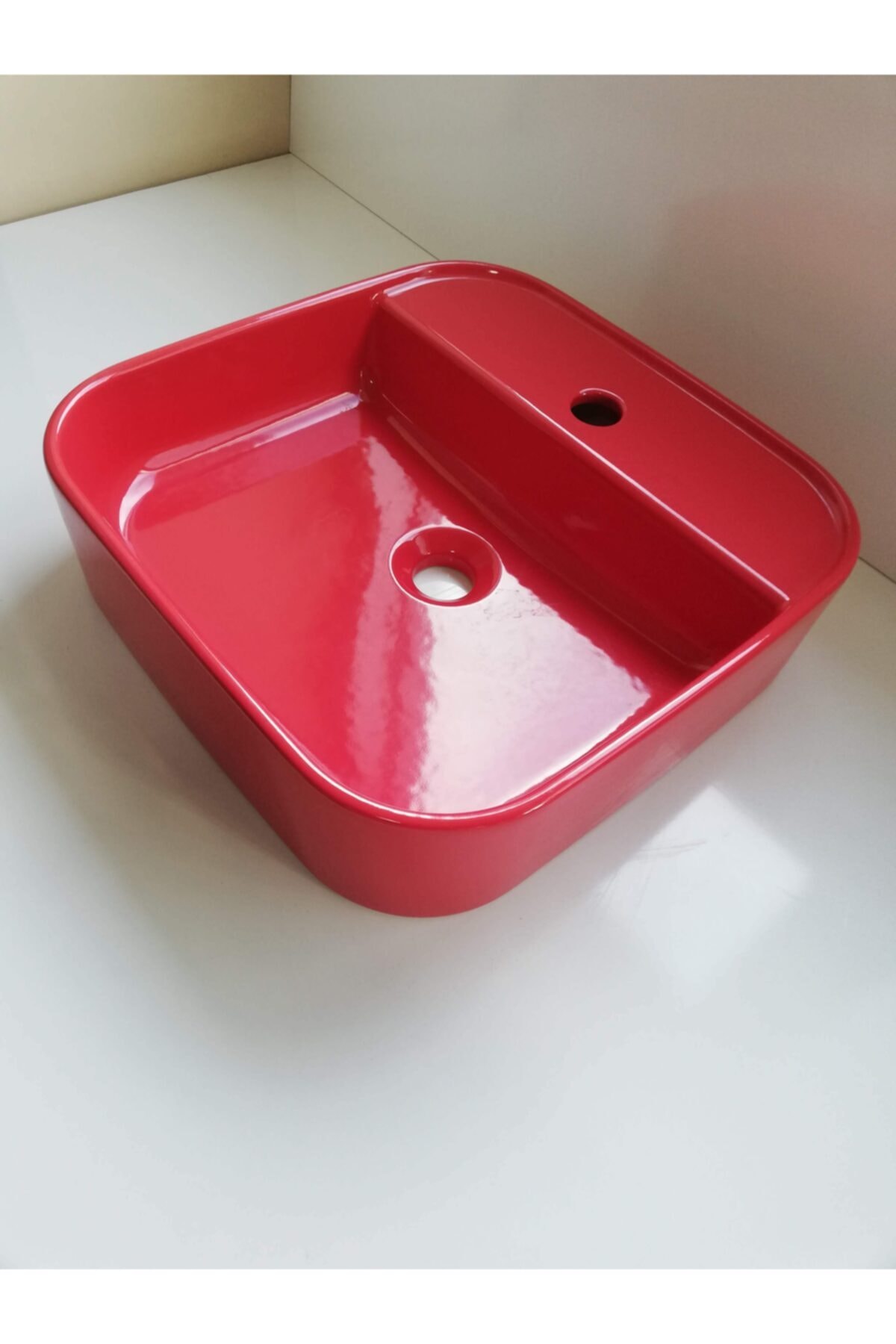 GÜRAL VİT Nova 42 X 42 Cm Mobilya Üstü Lavabo Kırmızı