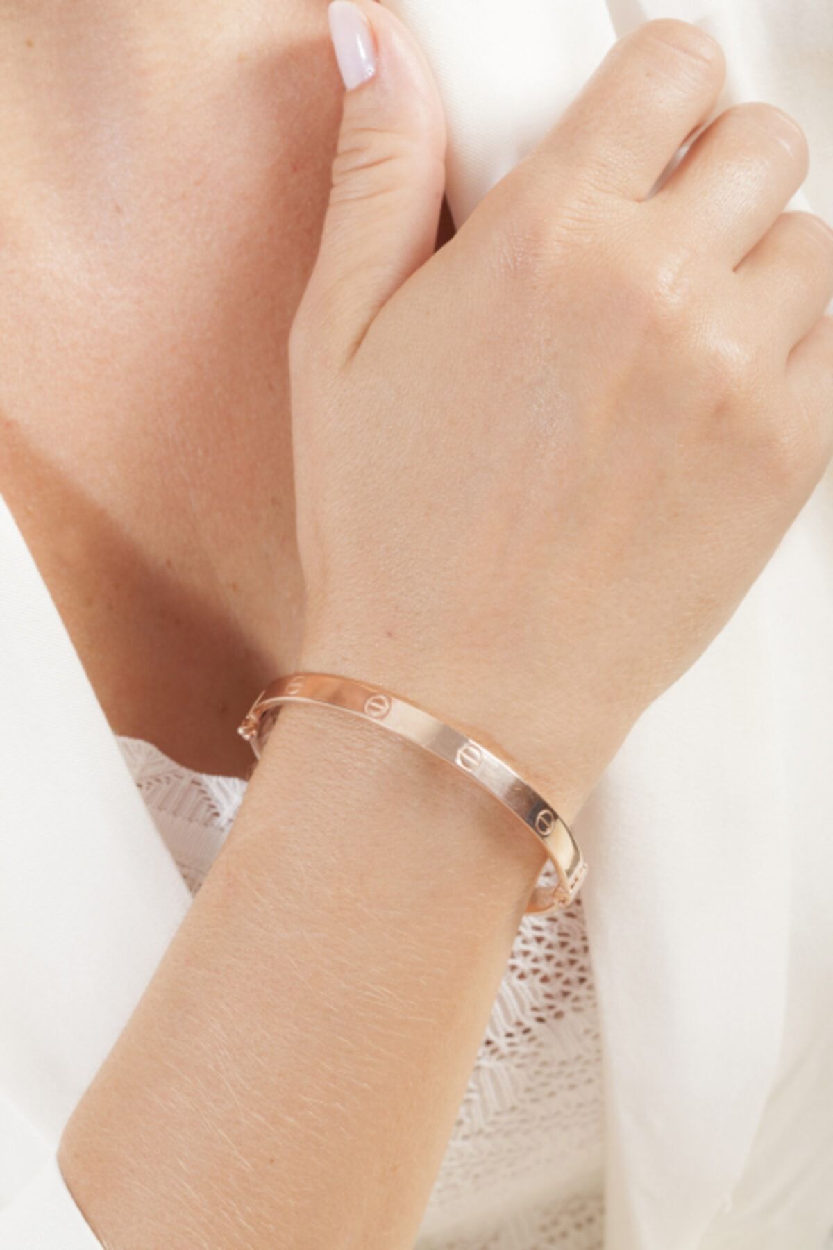 Midyat Artuklu Gümüşçülük Cartier Modeli Gümüş Ros Kaplama Bayan Bilezik