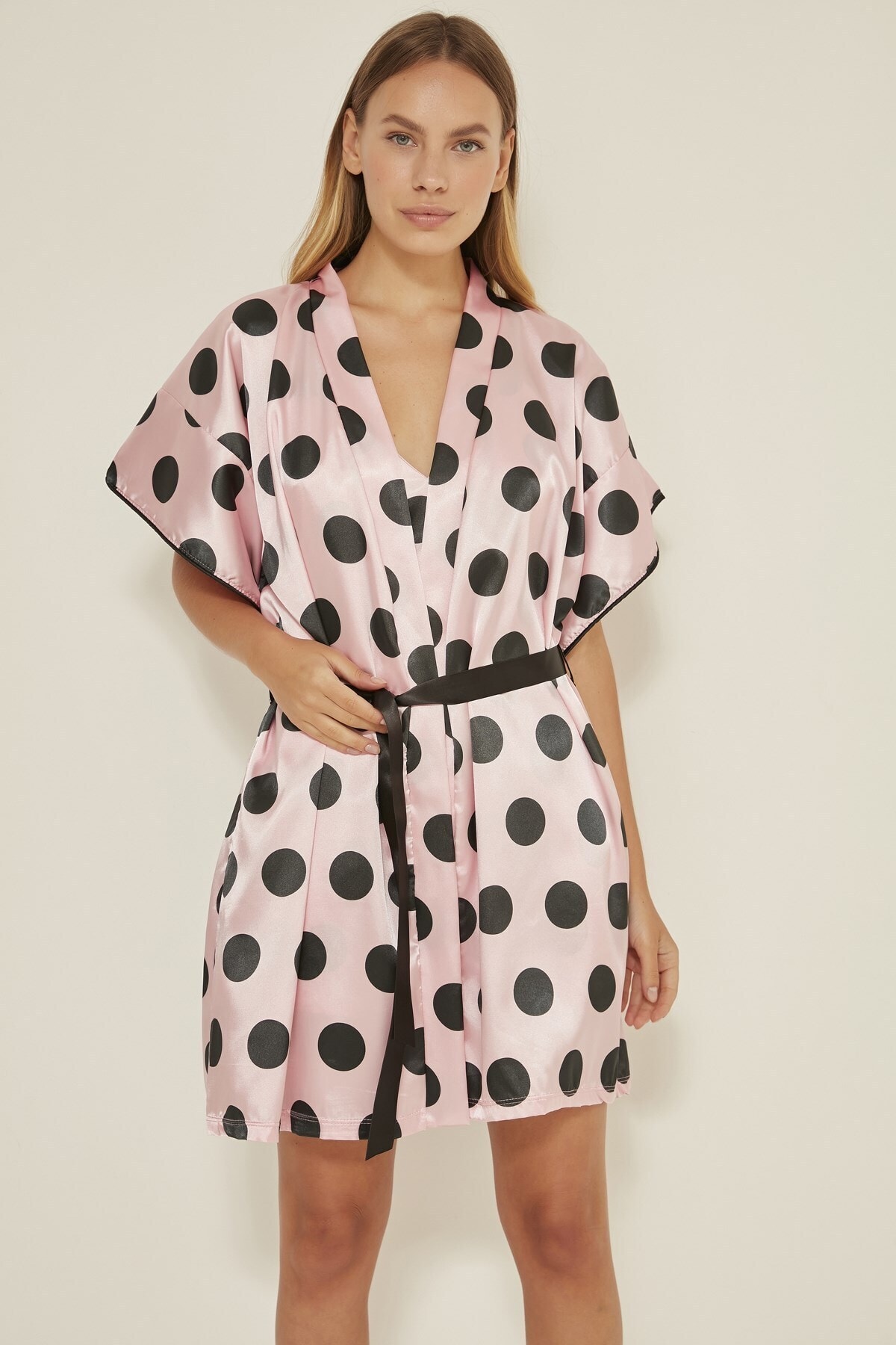 C&City Kadın Pembe/Siyah Belfort Kadın Puantiyeli Saten Sabahlık
