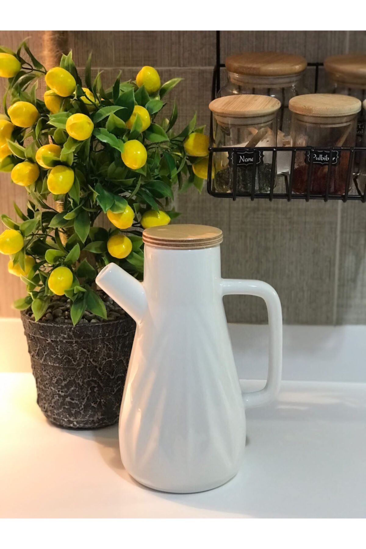 Kitchen Pembelia Bambu Kapaklı Porselen 1000ml Prizma Yağdanlık-yağlık