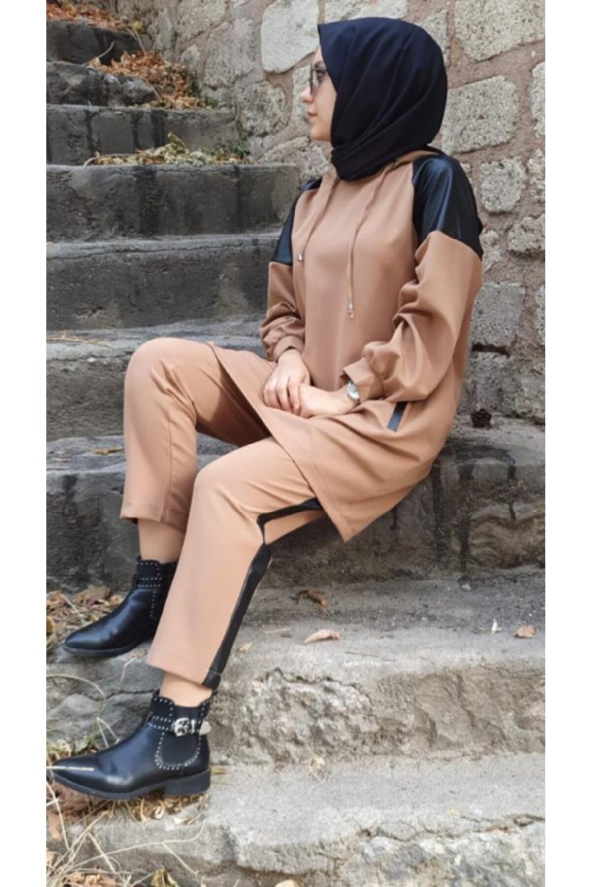 Hüma Sultan Deri Detaylı, Kapüşonlu, Takım