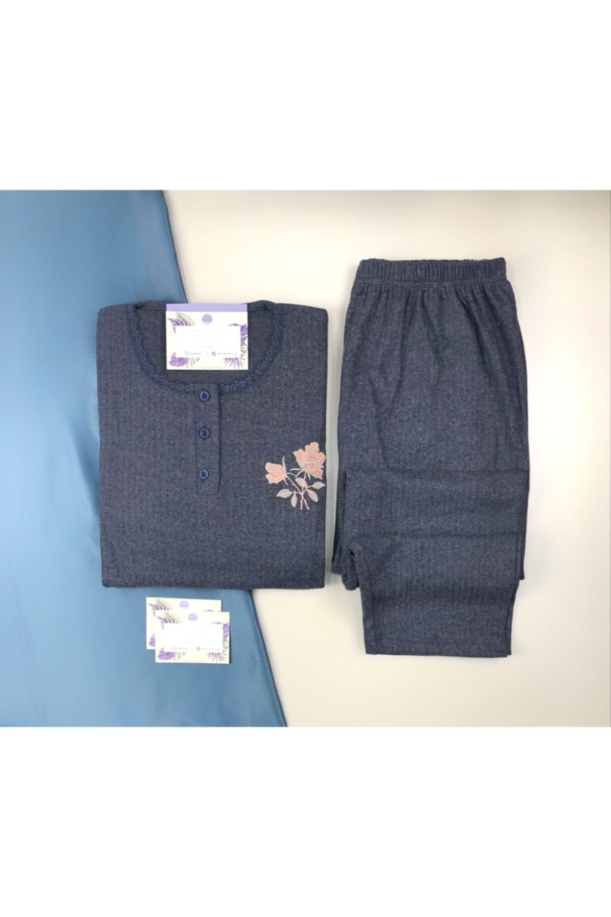Meba Anne Çiçek Desenli Kışlık Uzun Kollu Büyük Beden Lacivert Pijama Takımı