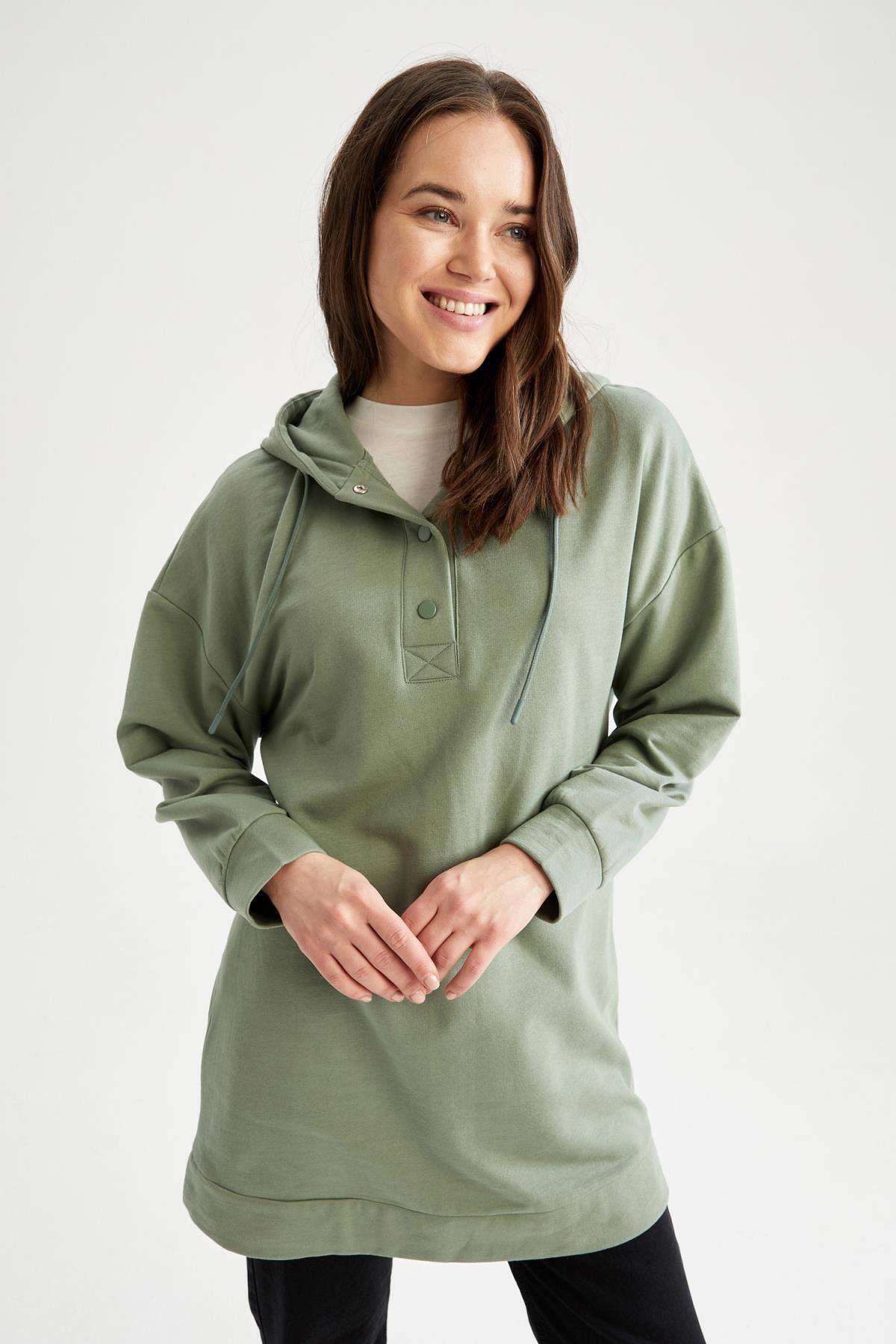 DeFacto Oversize Fit Düğmeli Kapüşonlu Ince Sweatshirt Kumaşı Sweatshirt Tunik