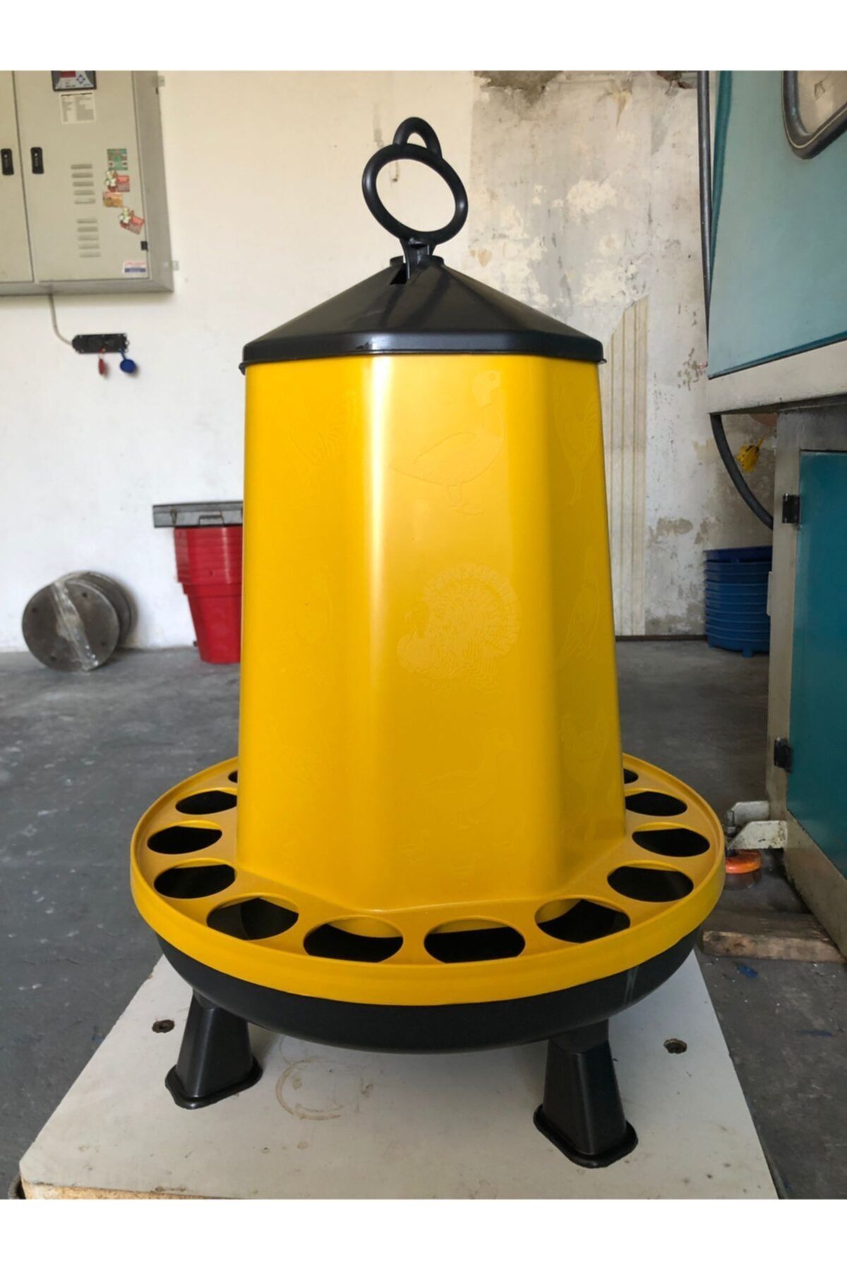 ALGÜL İNŞAAT PLASTİK VE BİJUTERİ 15 Kg Askılı Yemlik