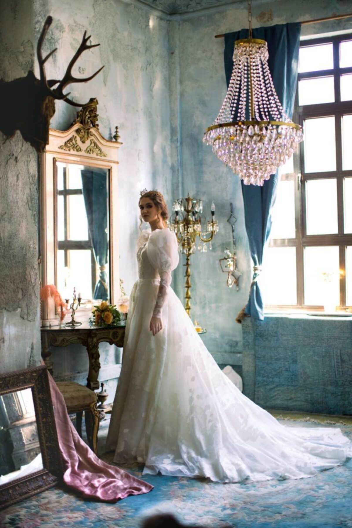 Mediha Cambaz Bridal Daphne Dönem Işıltılı Organze Saten Gigot Kollu Prenses Gelinlik