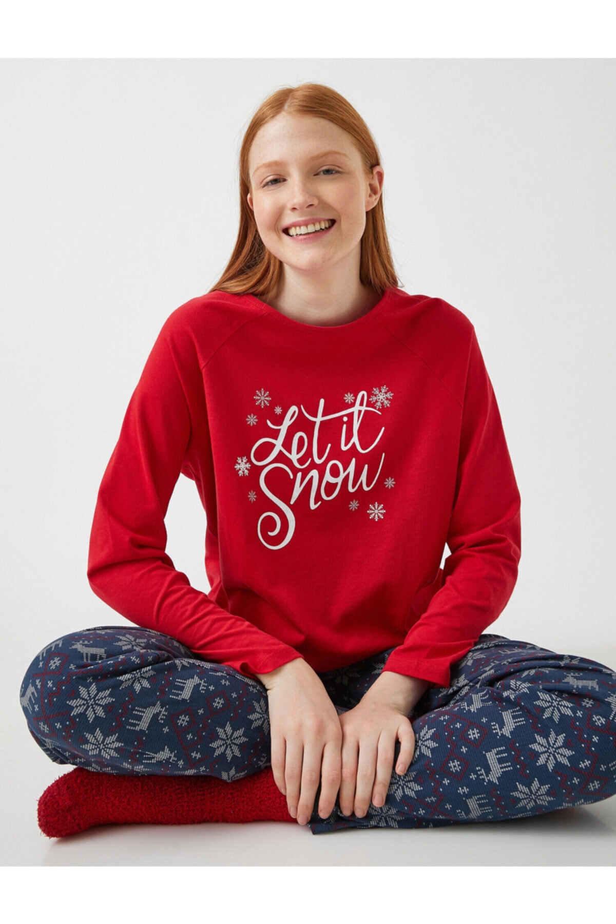 Koton Yılbaşı Temalı Pamuklu Pijama Takımı