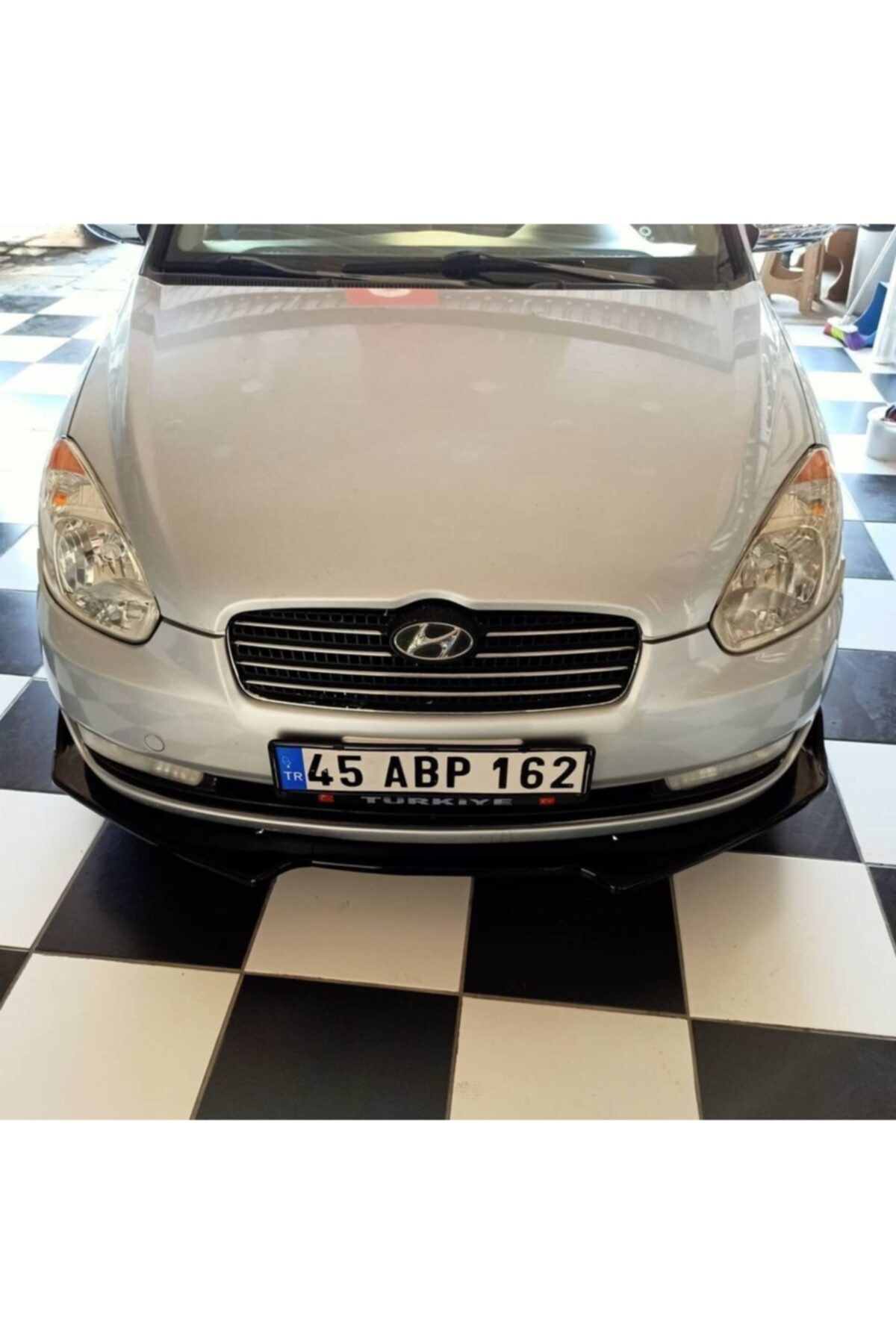 OTO H.İ.T. Hyundai Accent Era Esnek Ayarlanabilir 3 Parça Kanatlı Piano Black Ön Lip