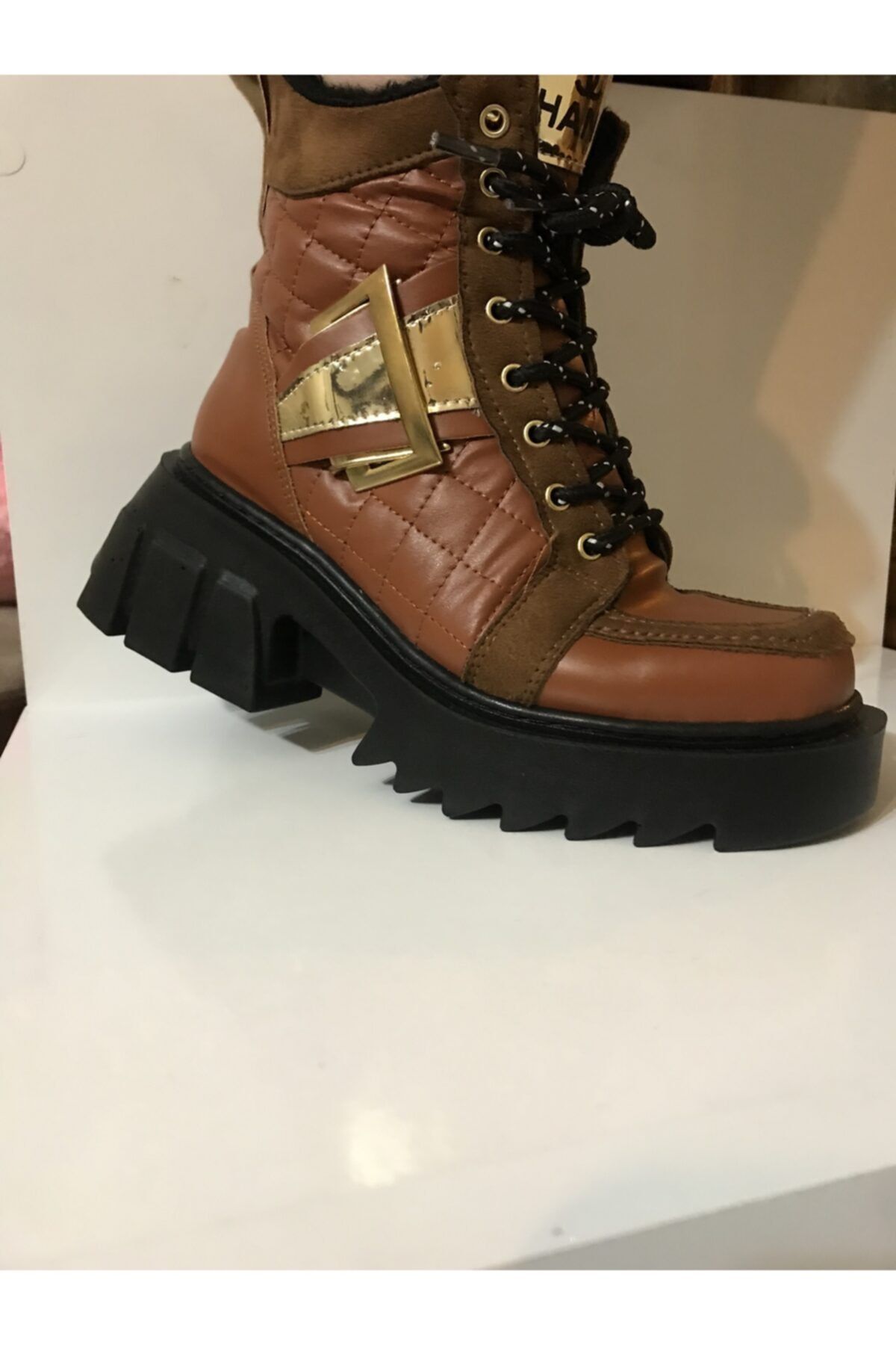 trend butikk Zara Model Bot