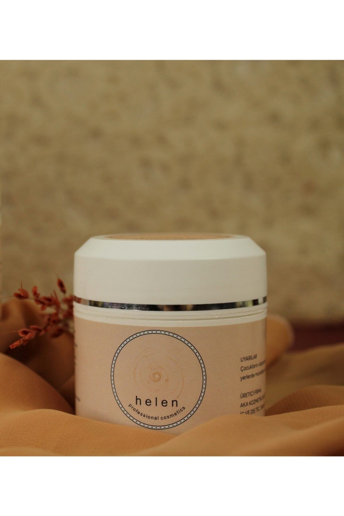 HELEN Göğüs Büyütücü Ve Dikleştirici Kremi 50 g