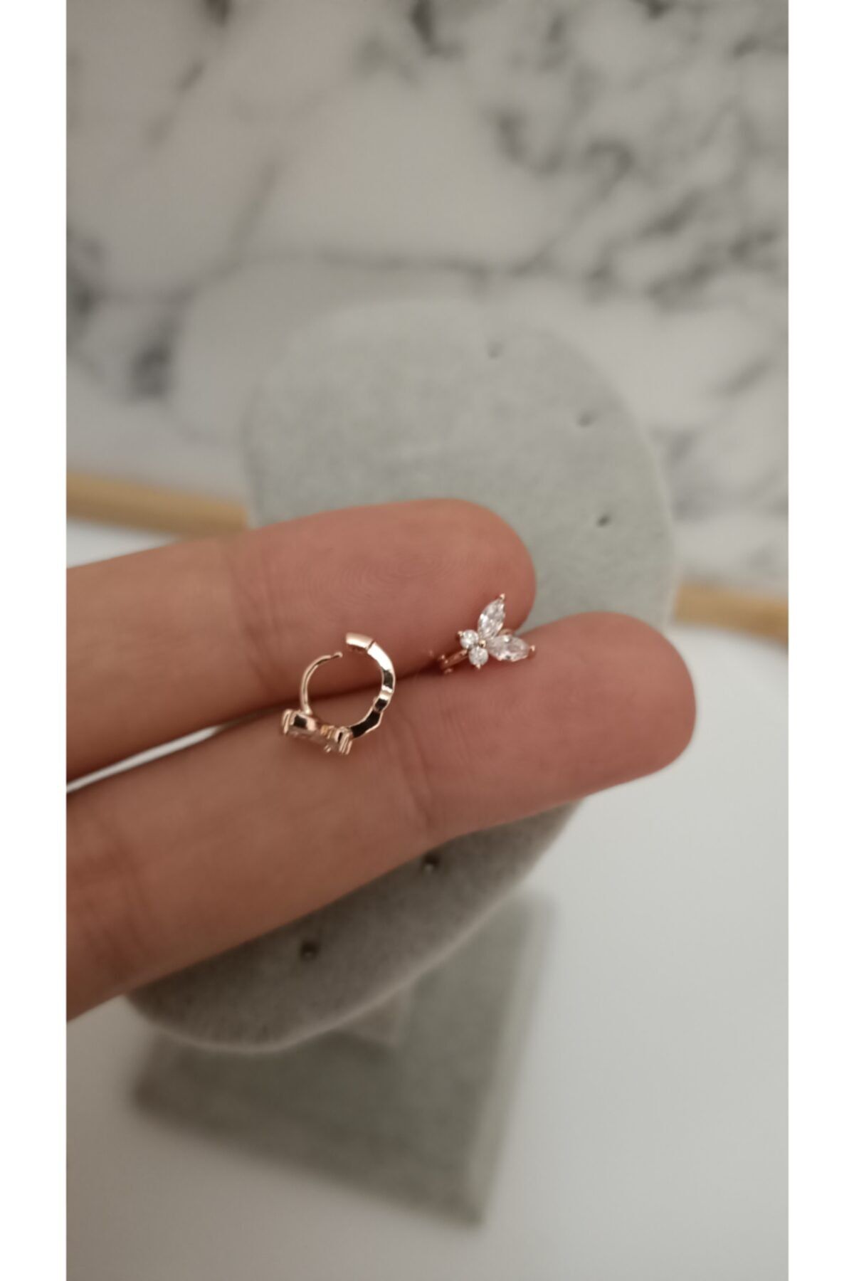 Arescollection Çelik Zirkon Taşlı Kelebek Tragus Piercing