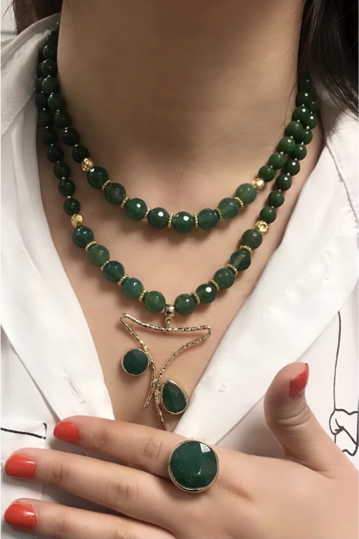 Takkı by Handan Yeşim Taşı Tasarım Kolye Ve Ayarlanabilir Ölçü Yüzük Takım Fiyatıdır