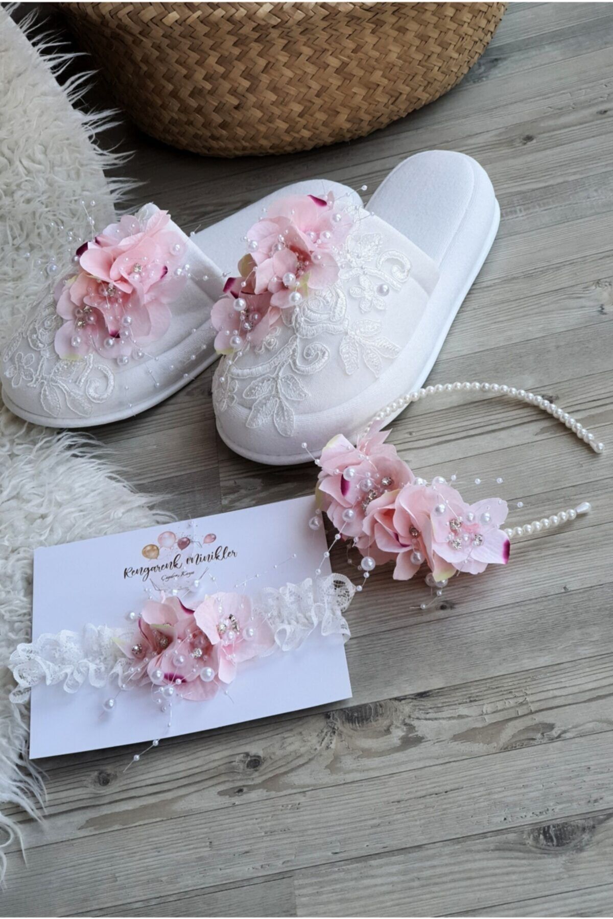 Rengarenk Minikler Anne Bebek Pembe Cicekli Inci Detaylı Lohusa Seti