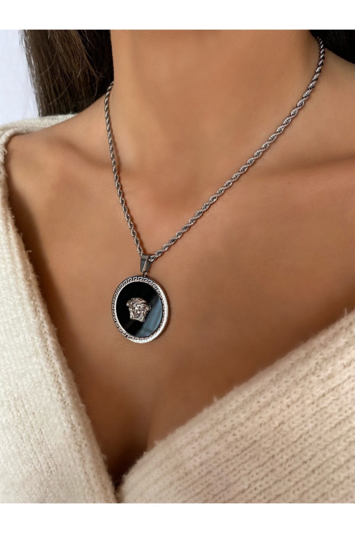 Takı Noktası Gümüş Versace Medusa Model Çelik Genç Yetişkin Kadın Kolye