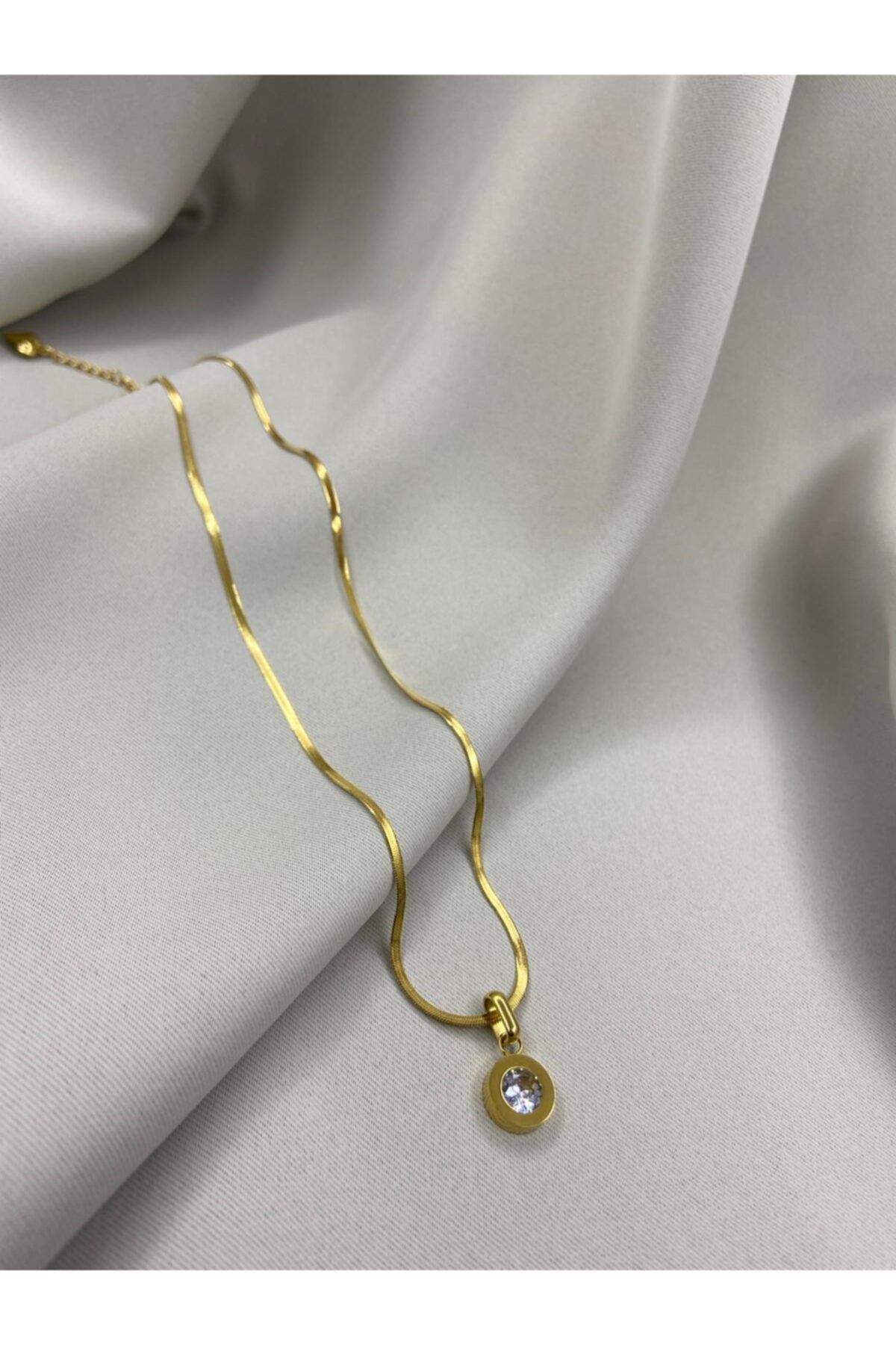 Everglow Jewelry Altın Kaplama Taşlı Çelik Kolye