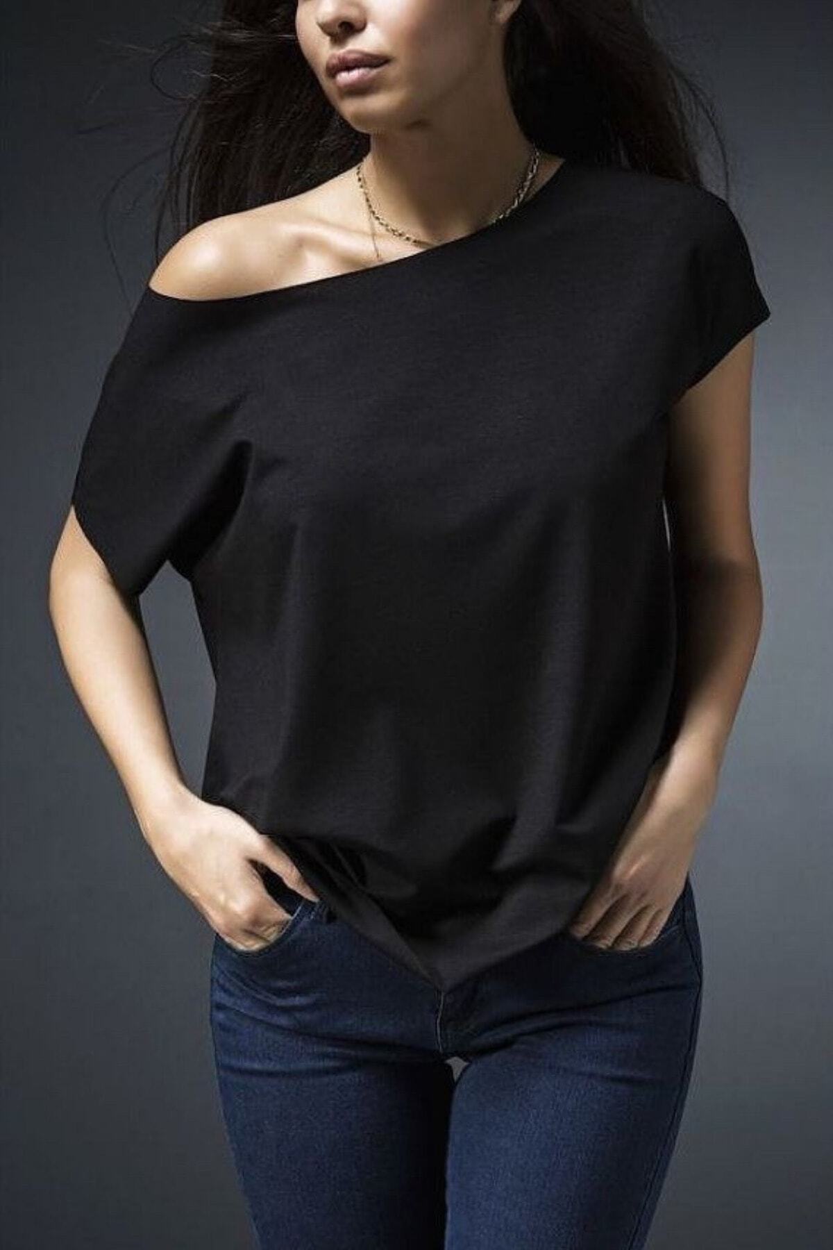 BASIC&CO Eileen Kayık Yaka Viskon Siyah Basic T-shirt