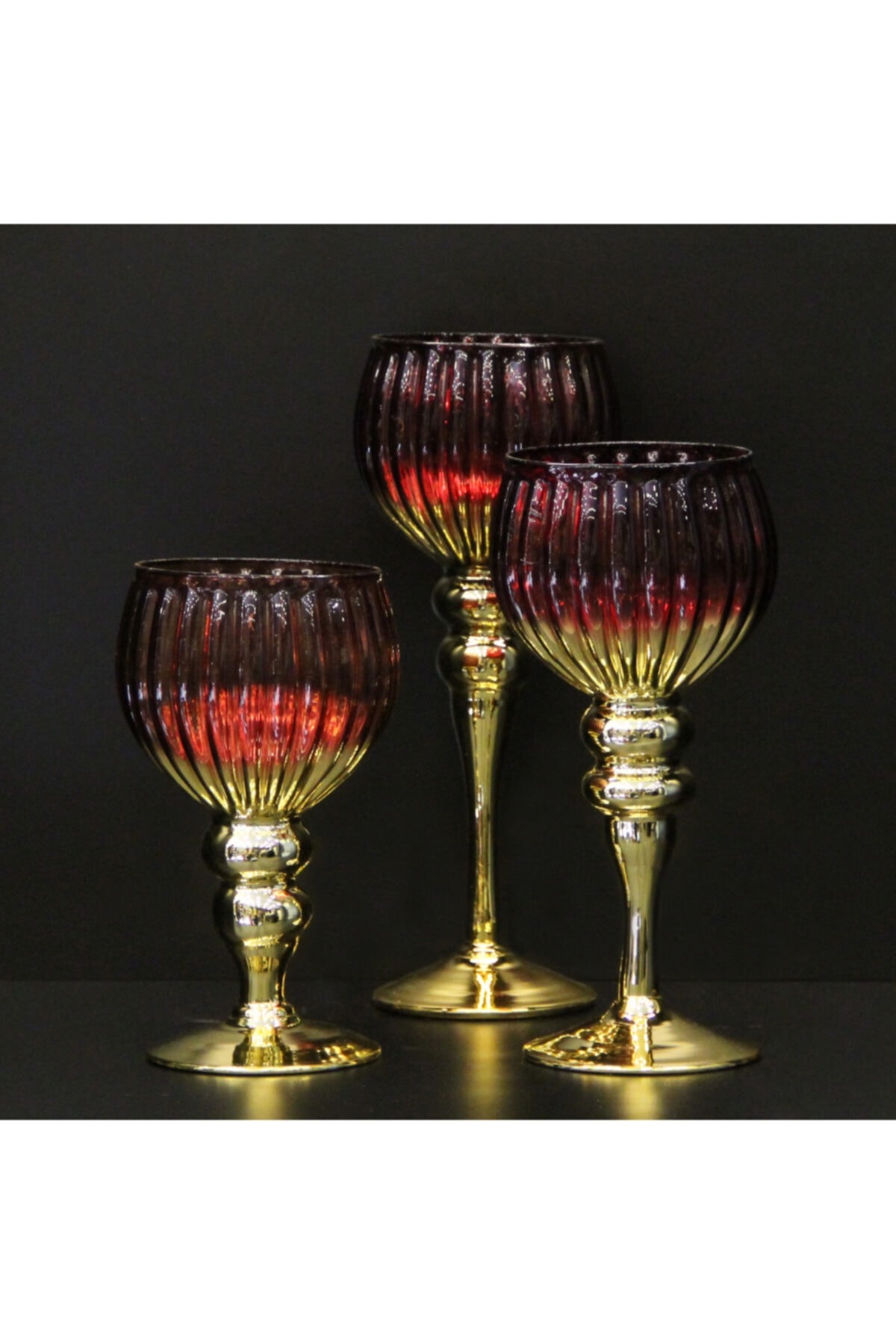 Benessa Design 3'lü Kırmızı Mumluk