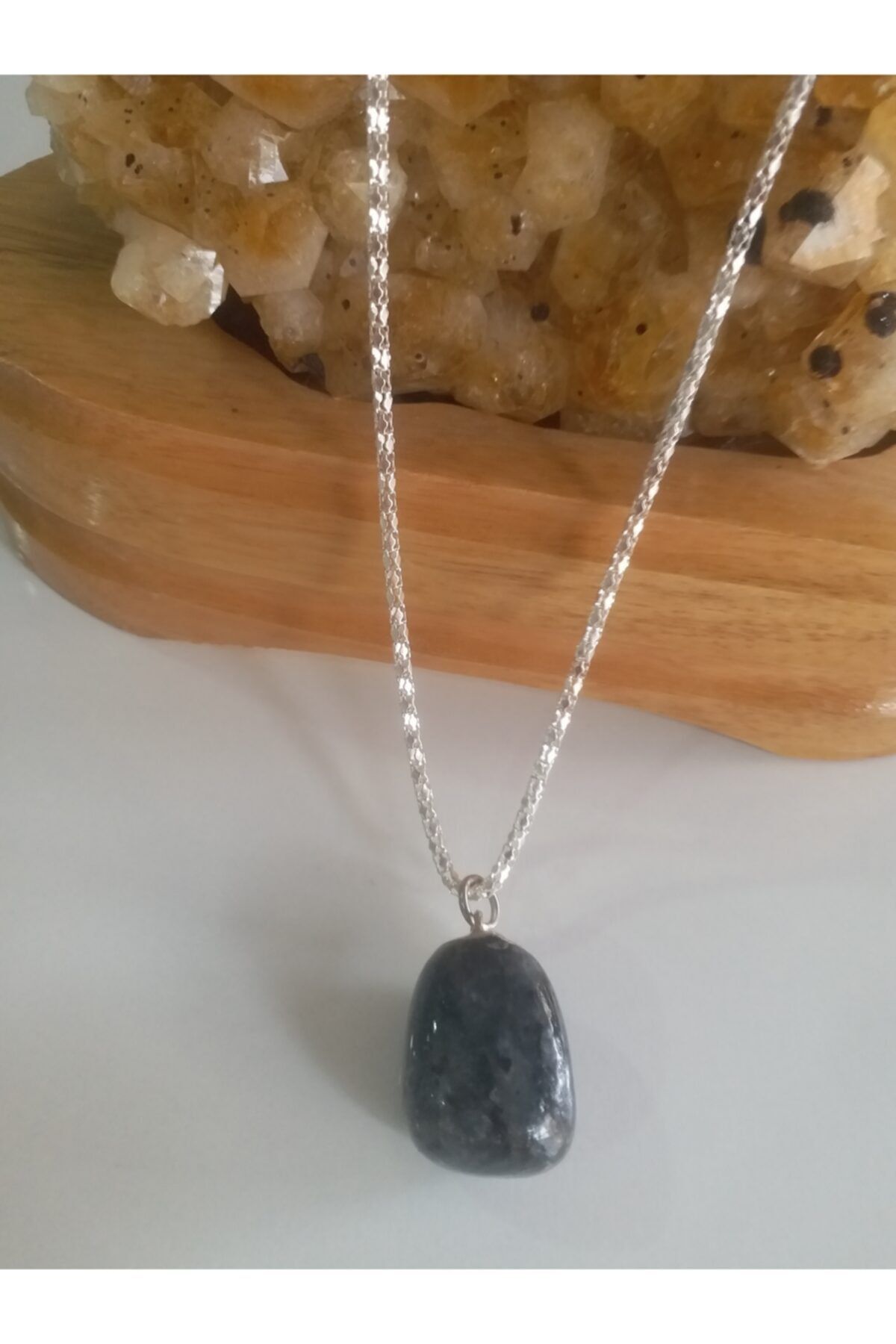 GLOBAL DOĞALTAŞ BUJİTERİ Füme Renk Hımbıl Kesim Orta Boy Obsidyen Kolye