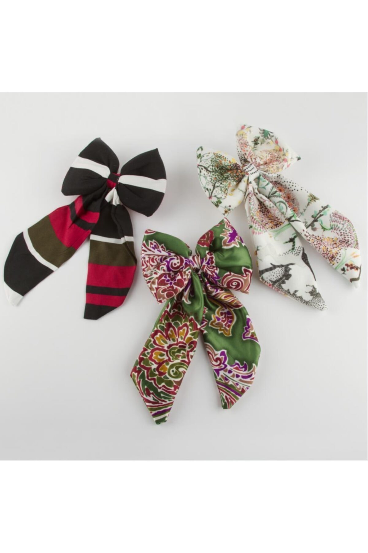 FLY BAZAAR Marka: Feryal Fiyonk Figürlü Otomatik Toka Kategori: Akülü Araçlar