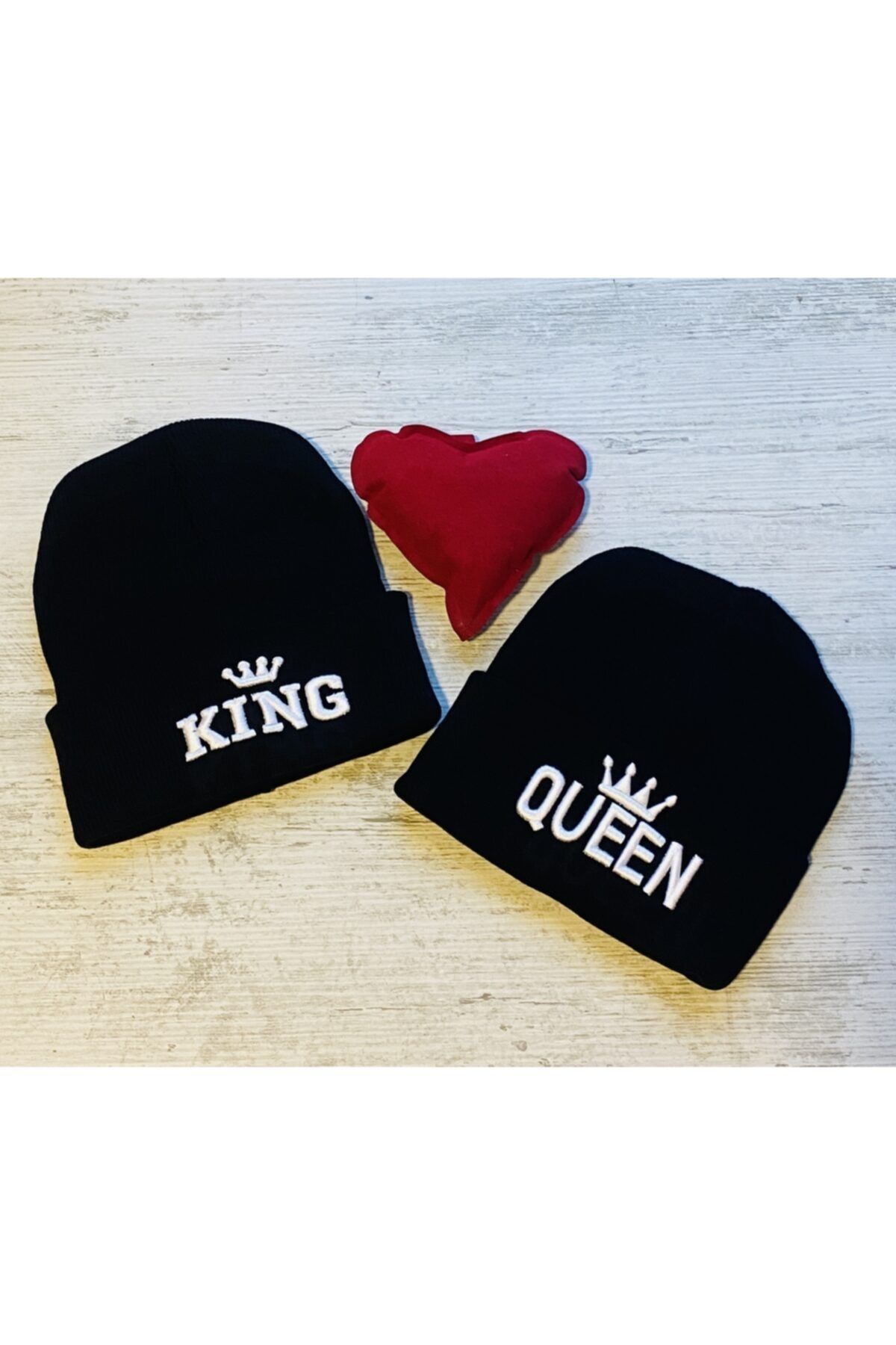 HemenALbence Queen & King Yazılı 2'li Bere Seti