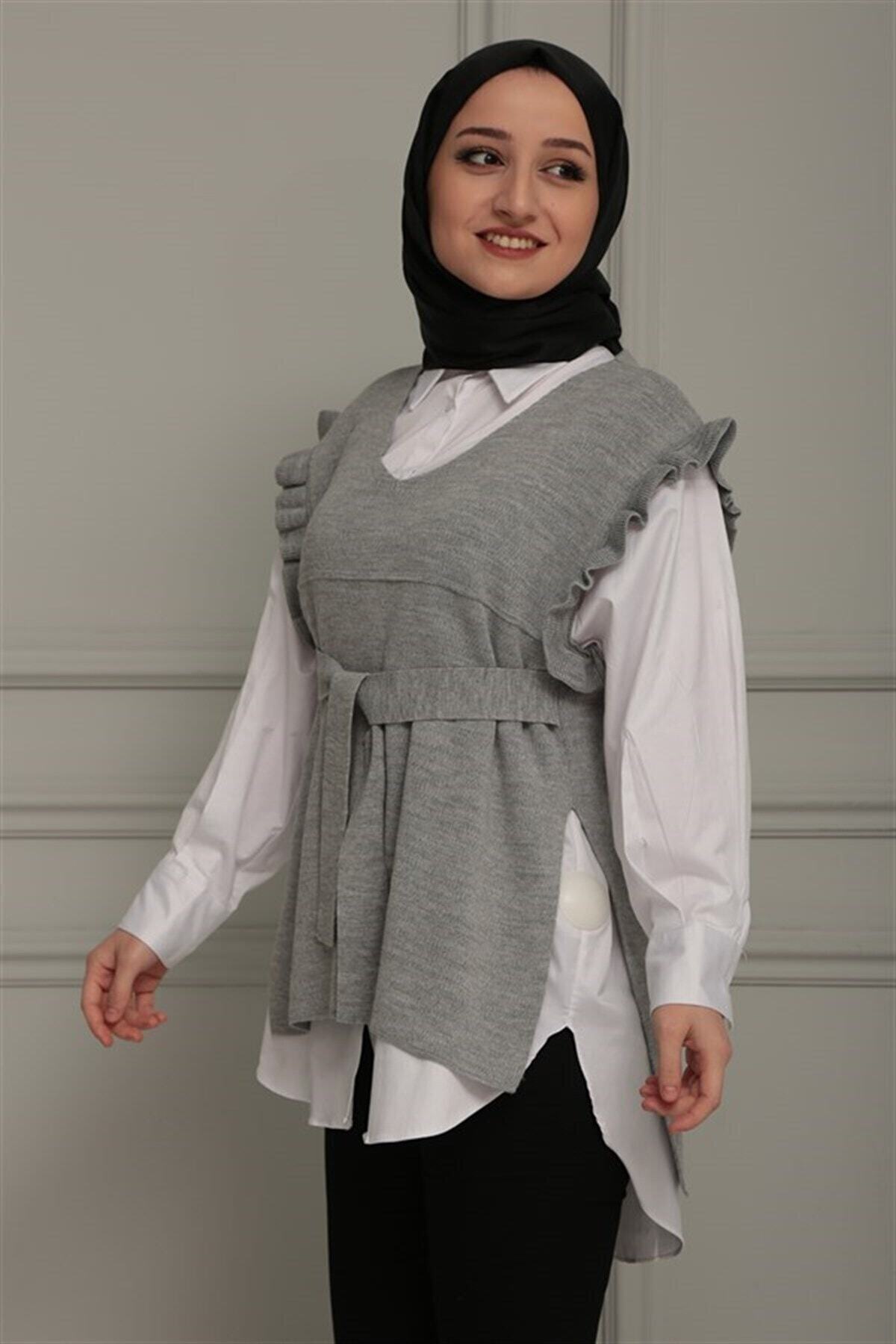 hoombutik Kadın Açık Gri Fırfırlı Kuşaklı Süveter