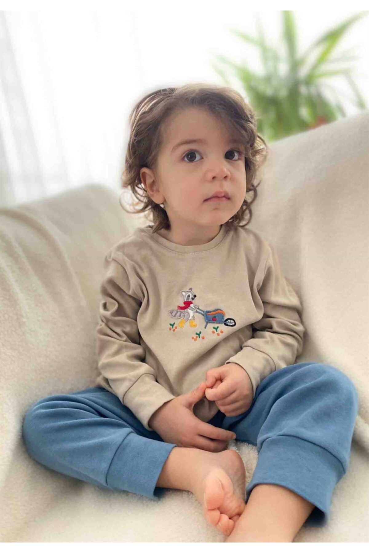 Cigit Rakun Nakışlı Pijama Takımı 2-6 Yaş Koyu Bej