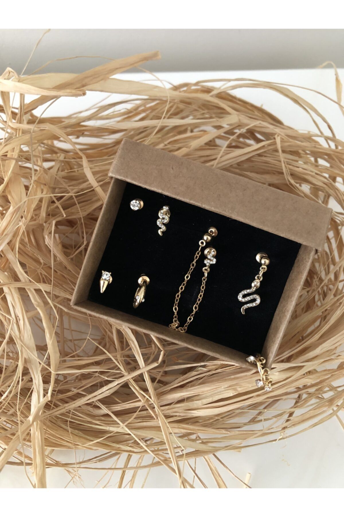 BAL KÜPÜ AKSESUAR Yedili Küpe Seti Yılan Temalı Earcuff Model