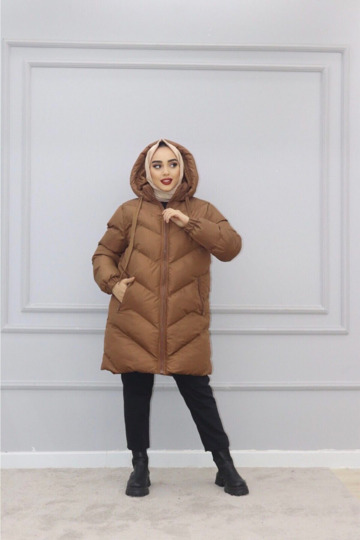KRAL MODA Kapüşonlu Uzun Şişme Mont