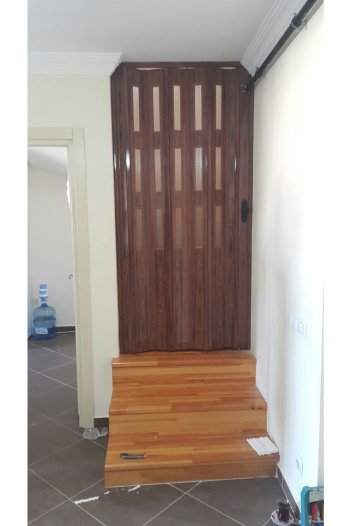 ERİKMANN Katlanır Kapı 115 H215 Camlı Ceviz Pvc Akordiyon