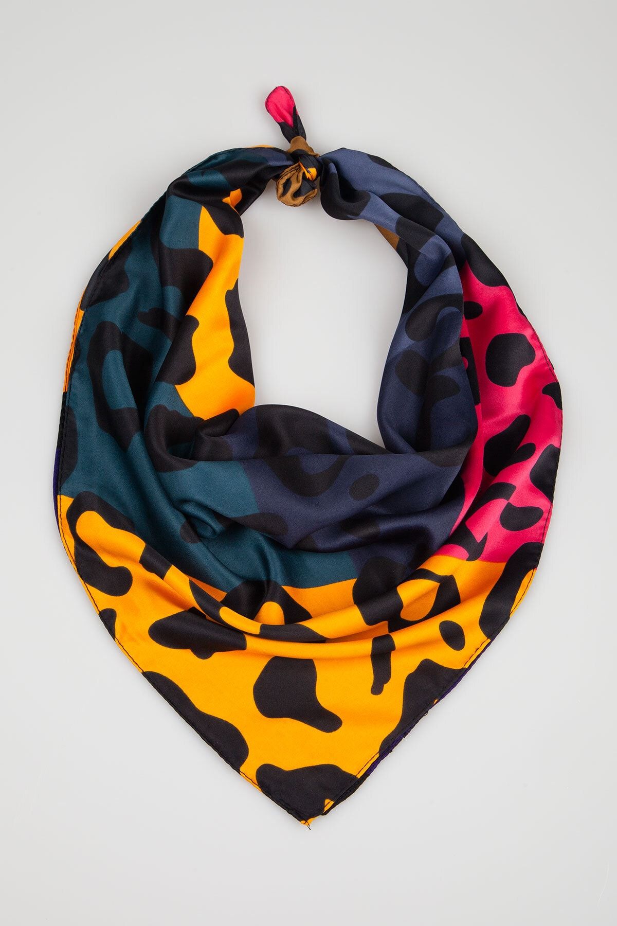 Lila Rosa Desenli Bandana Fular