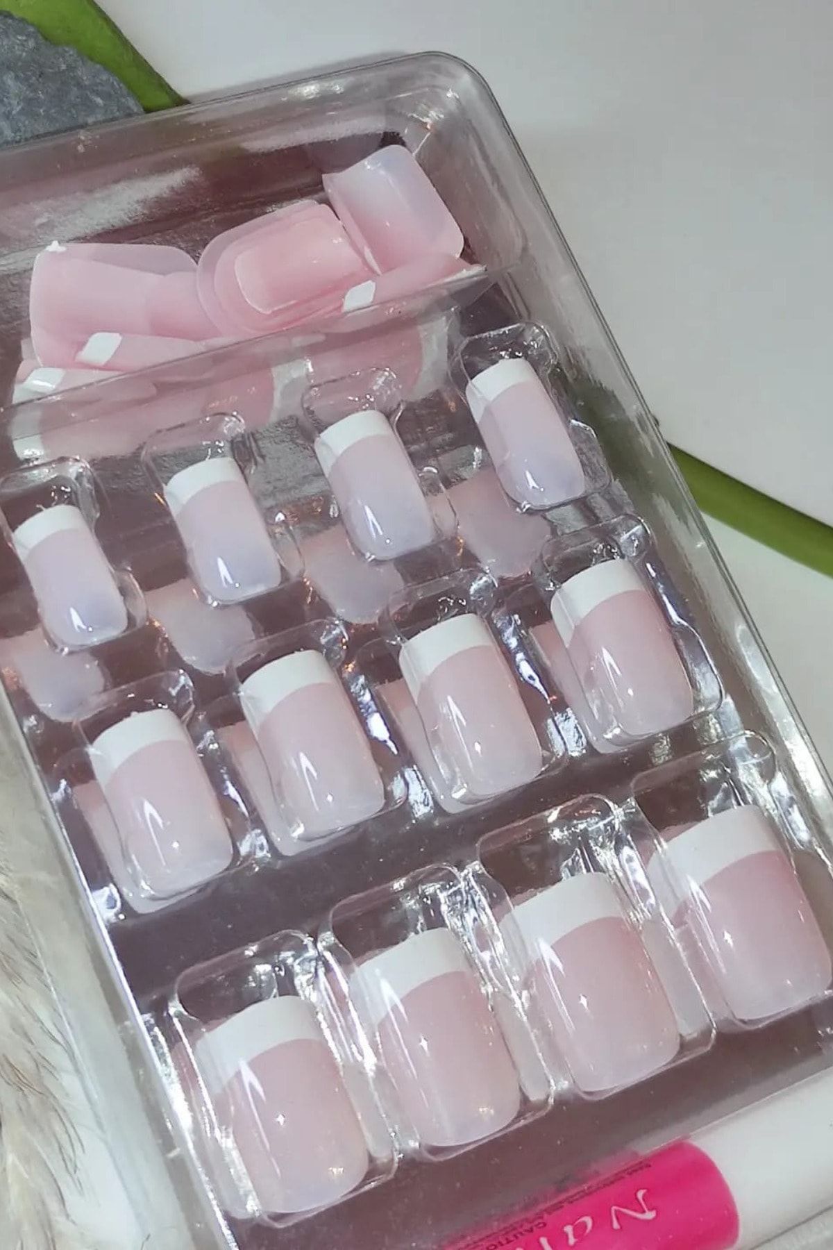 Gold Beauty Takma Tırnak 24'lü (pink French)