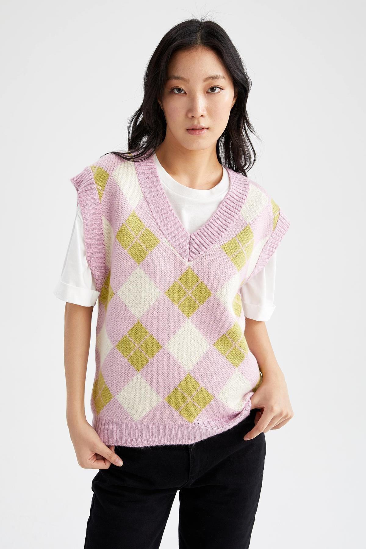 DeFacto Regular Fit V Yaka Baklava Desenli Triko Hırka