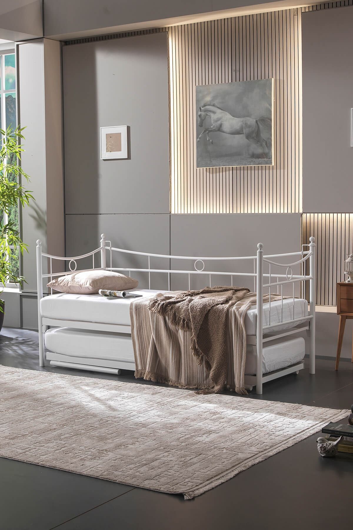 Unimet Daily Yavrulu Daybed Tek-çift Kişilik Metal Karyola Beyaz