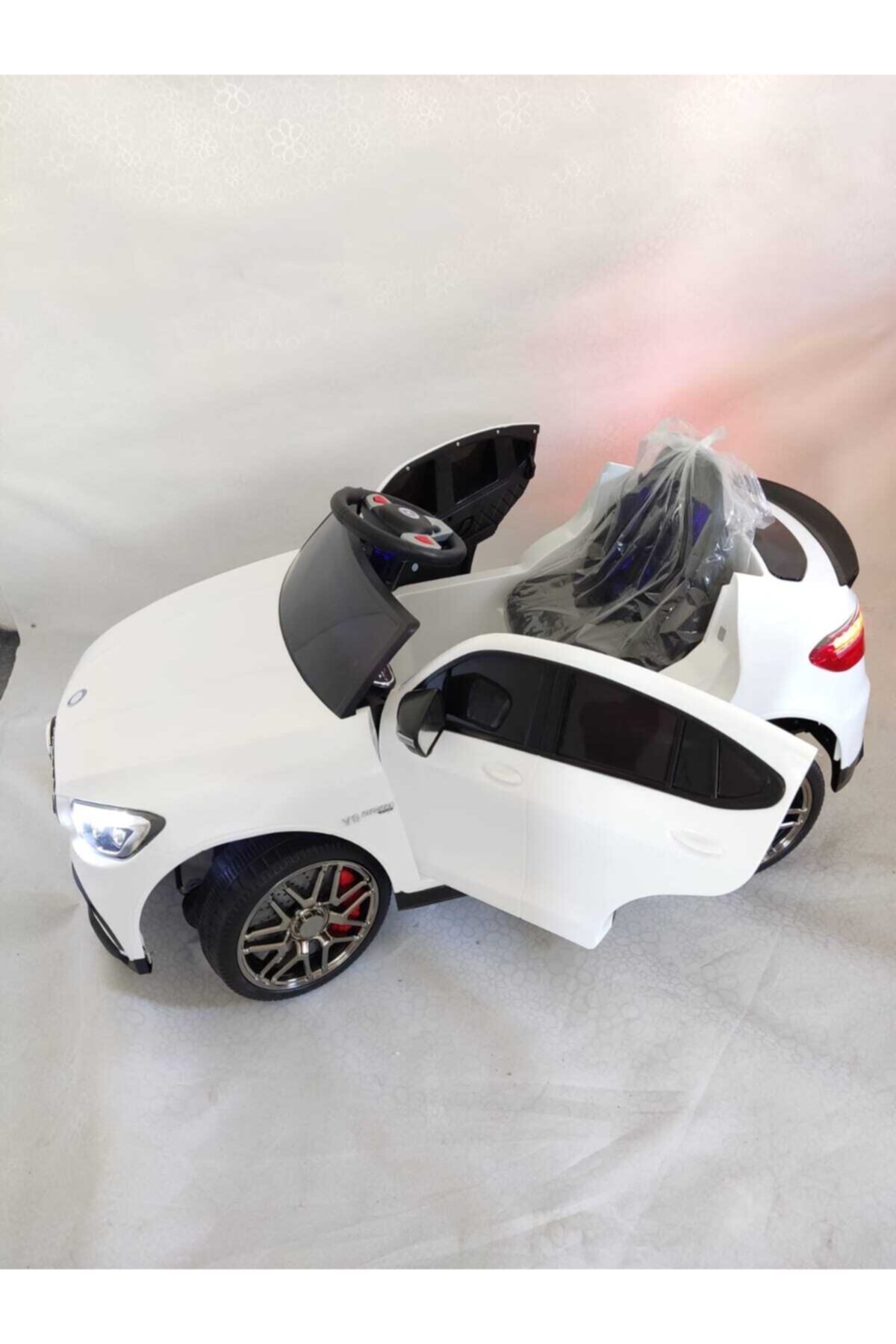 ARAS Mercedes V8 12 Volt 4 Çeker Akülü Araba