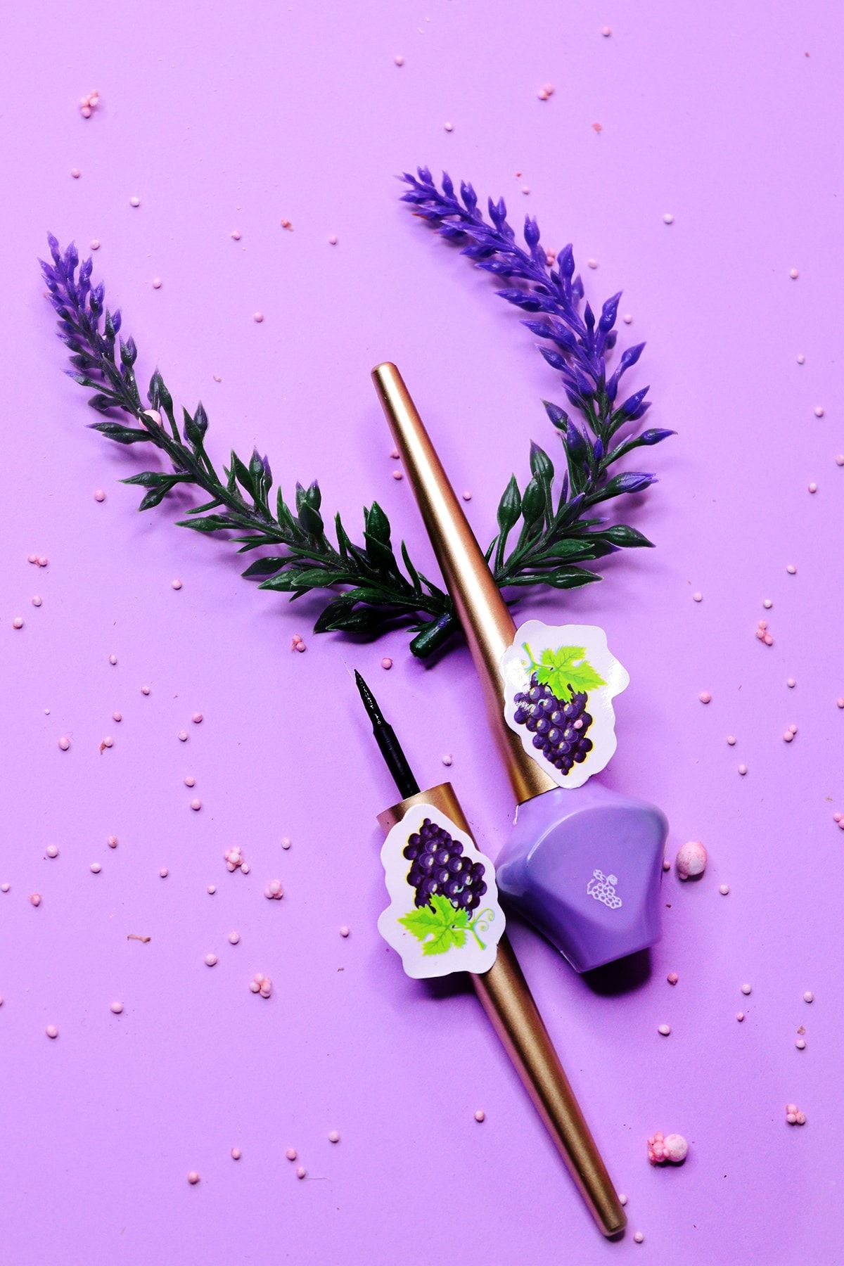 MUJGAN Böğürtlen Meyveli Mor Ambalaj Eyeliner 5 Ml