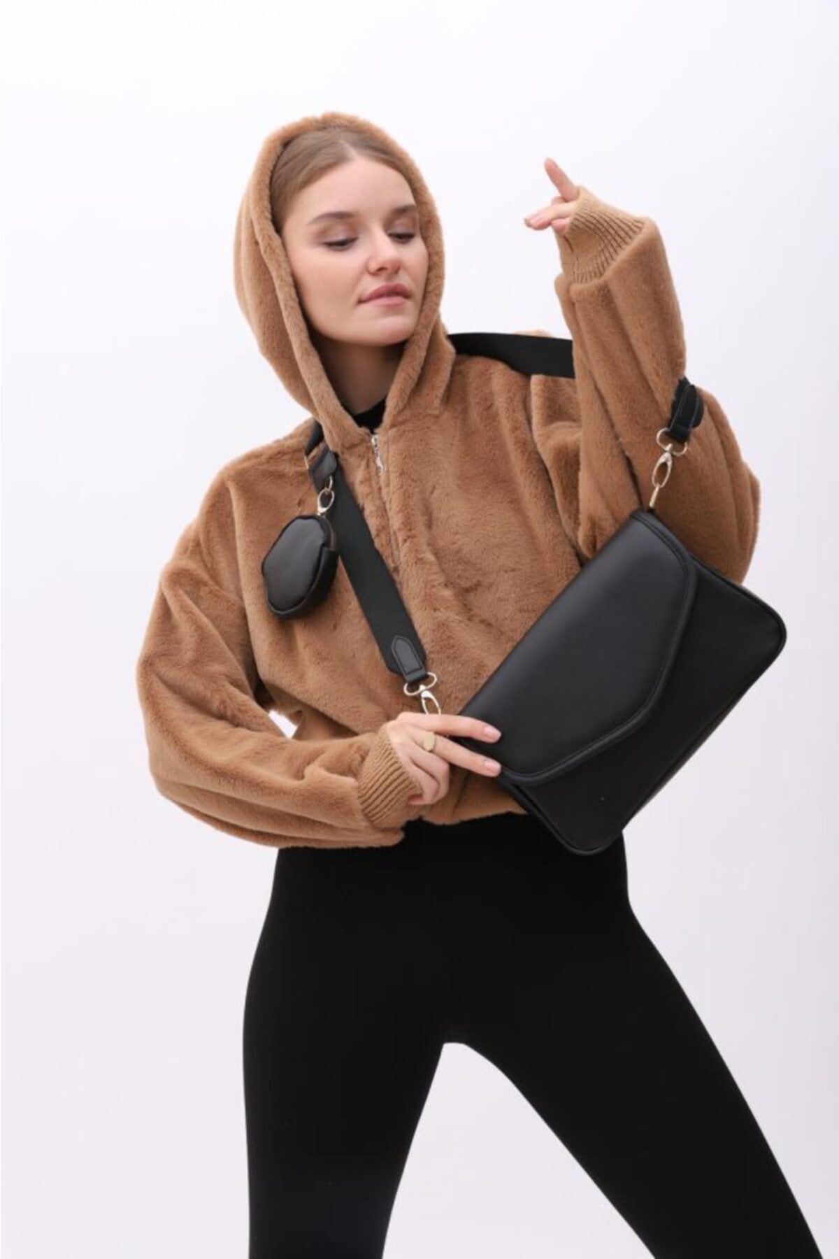 Shule Bags Kadın Cüzdanlı Çapraz Çanta Ashley Siyah