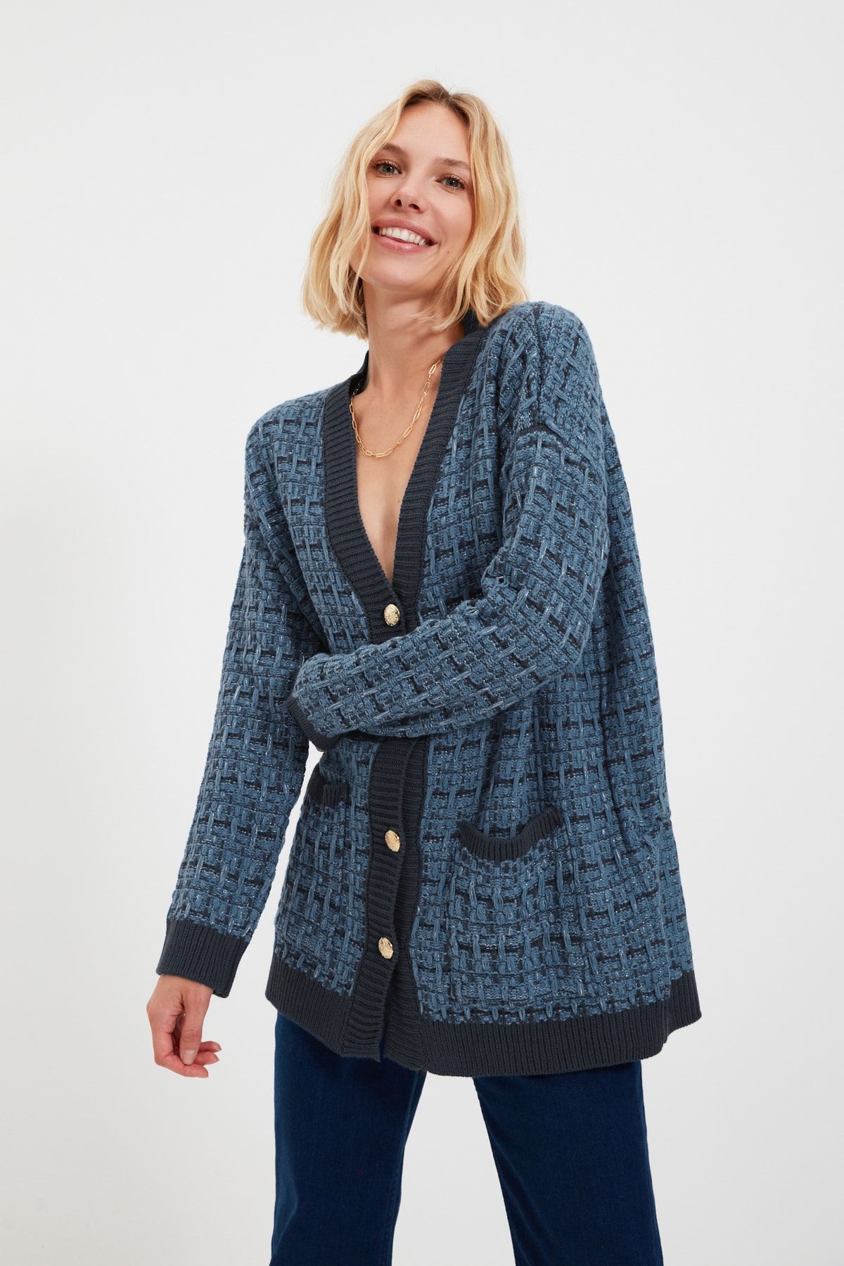 TRENDYOLMİLLA Indigo Cepli Tüvit Görünümlü Triko Hırka TWOAW21HI0250