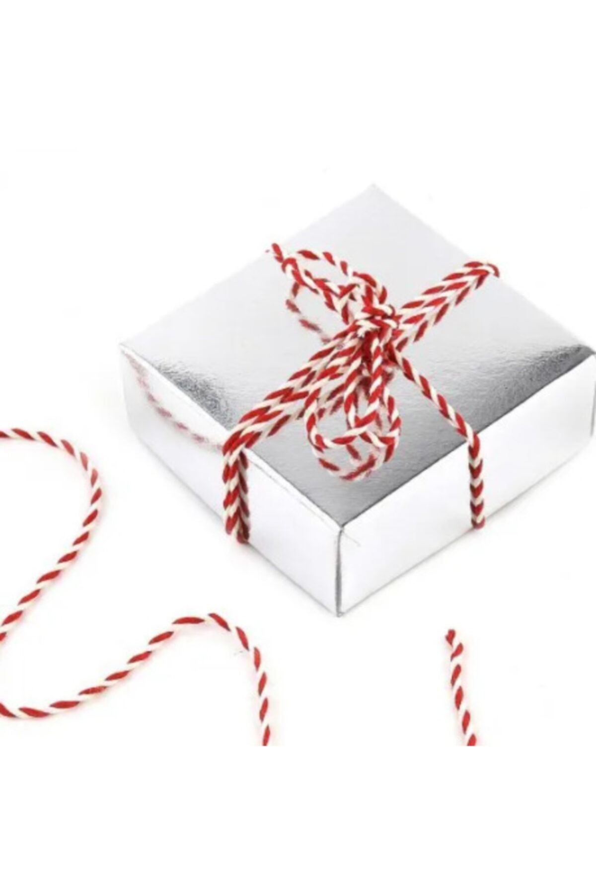 Lade Beyaz Kırmızı İki Renkli Marteniçka- Paket İpi (2-3mm-200g ) 10 Mt