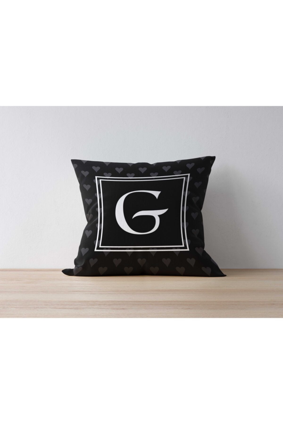 Asyabayrak Harfli Yastık Kılıfı - G Harfi – 43x43cm Çift Taraf Baskılı